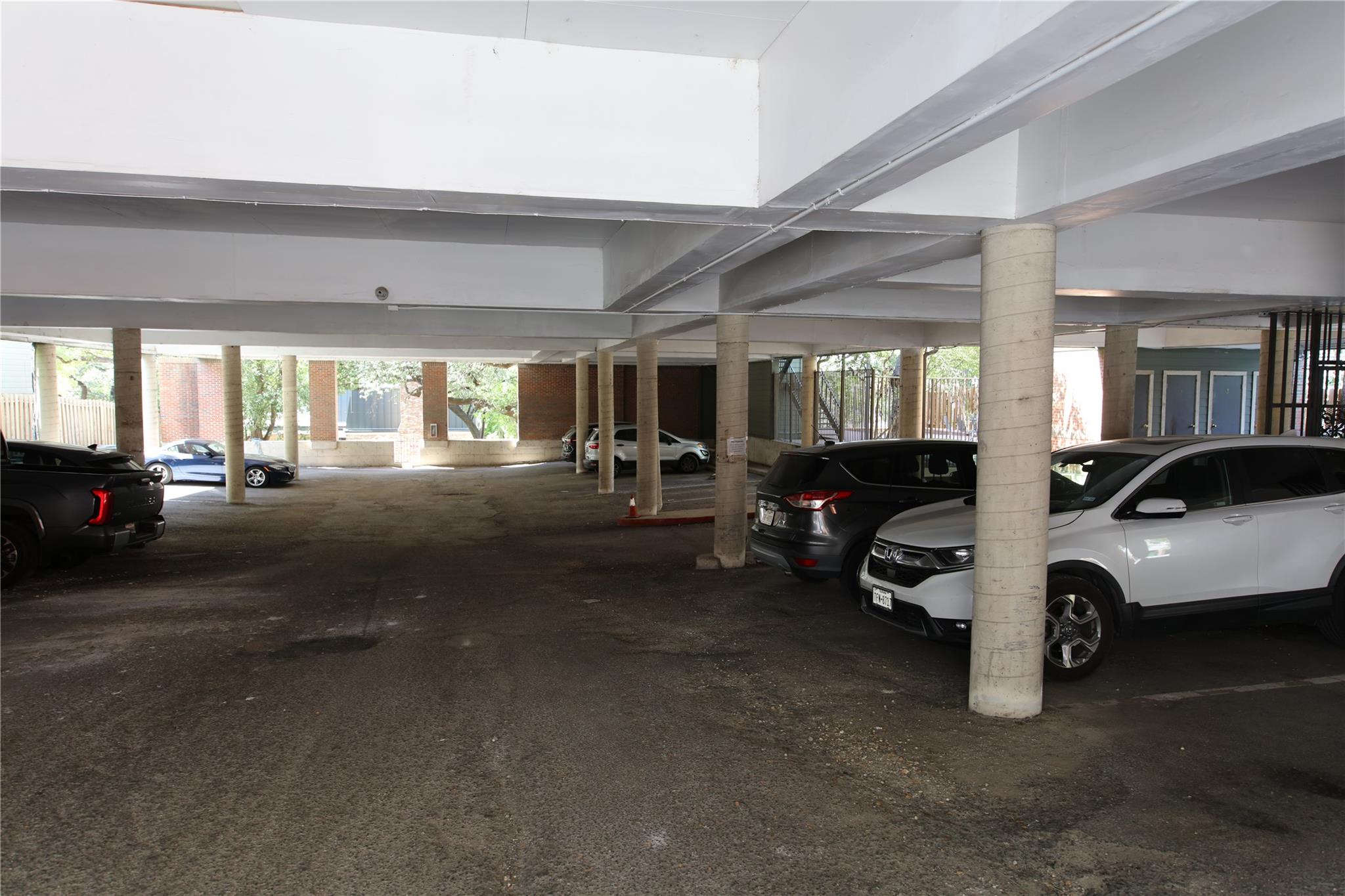 2706 Salado St # 204, Austin, TX 78705