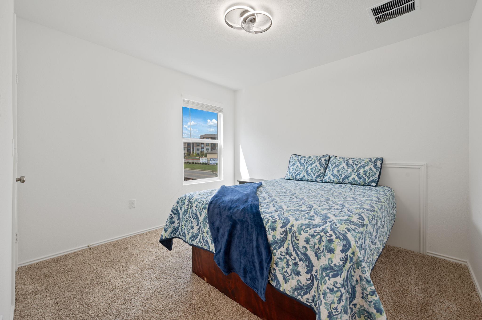 7116 Dancing Wind Ln, Del Valle, TX 78617