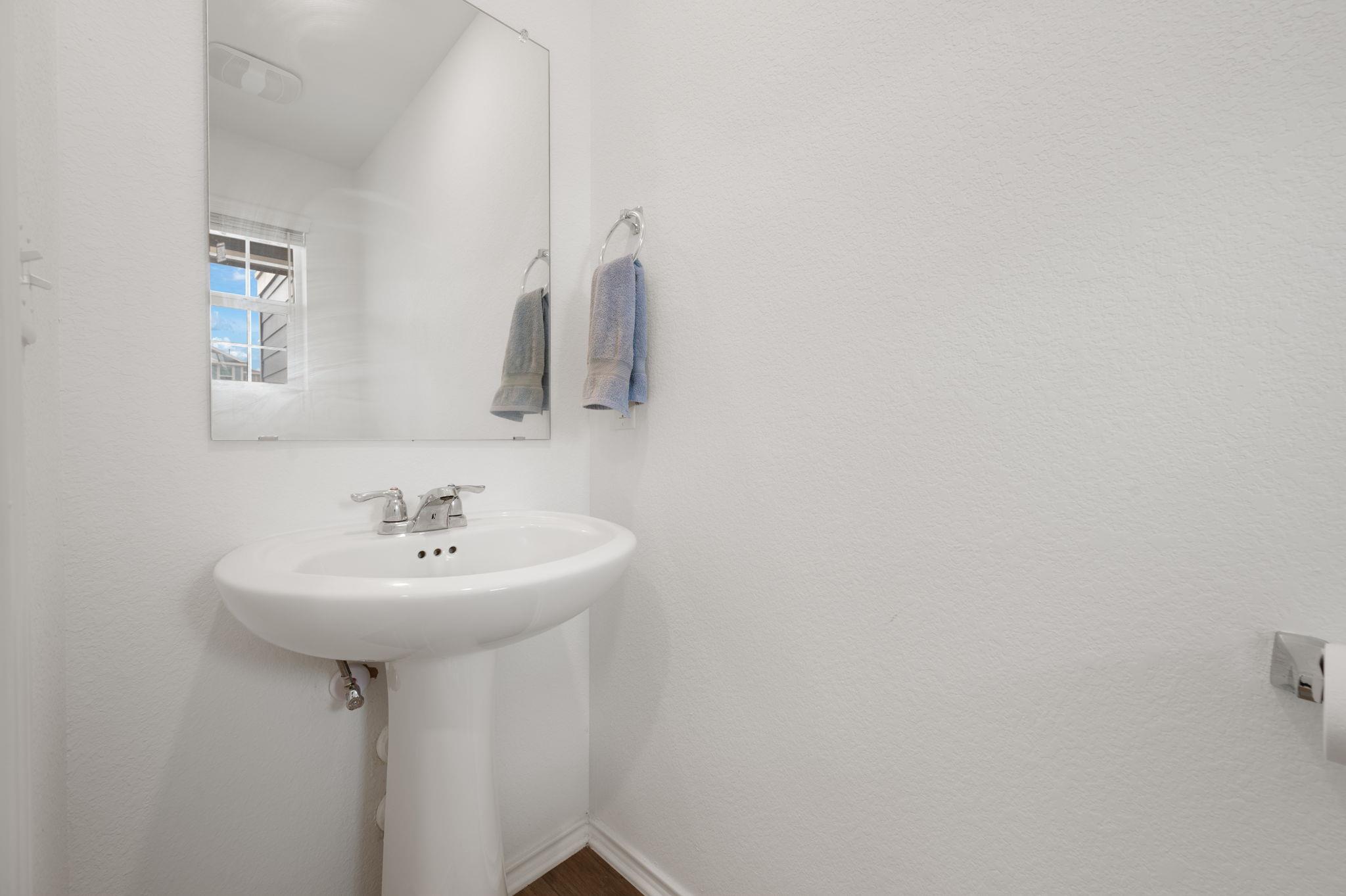 7116 Dancing Wind Ln, Del Valle, TX 78617