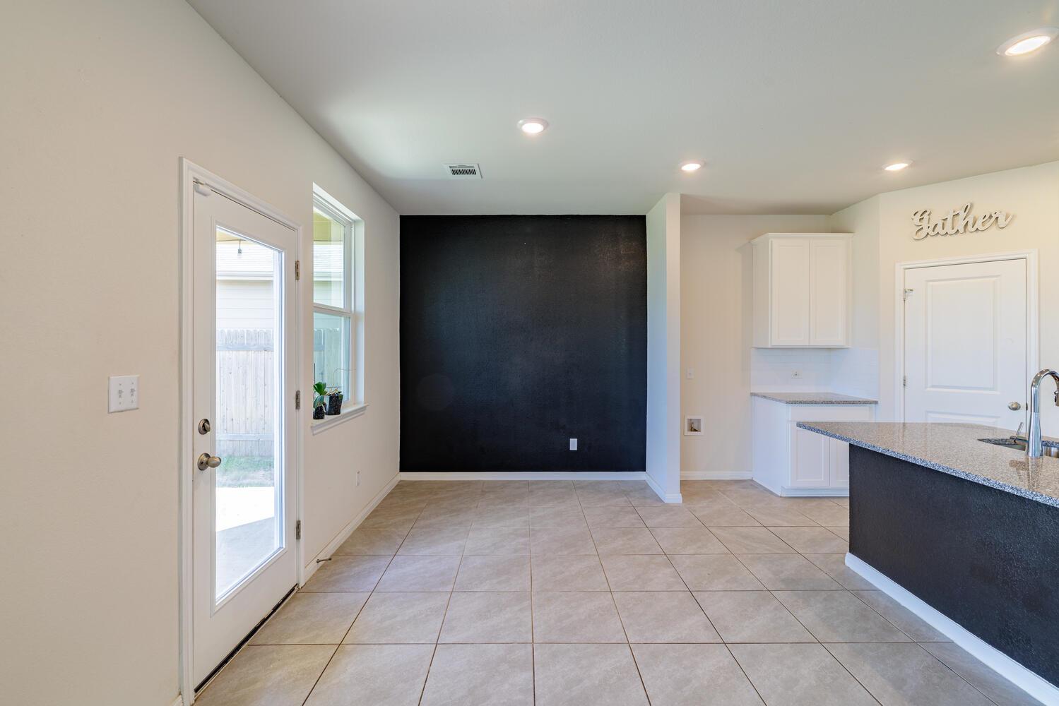 132 Skycroft Cir, Liberty Hill, TX 78642