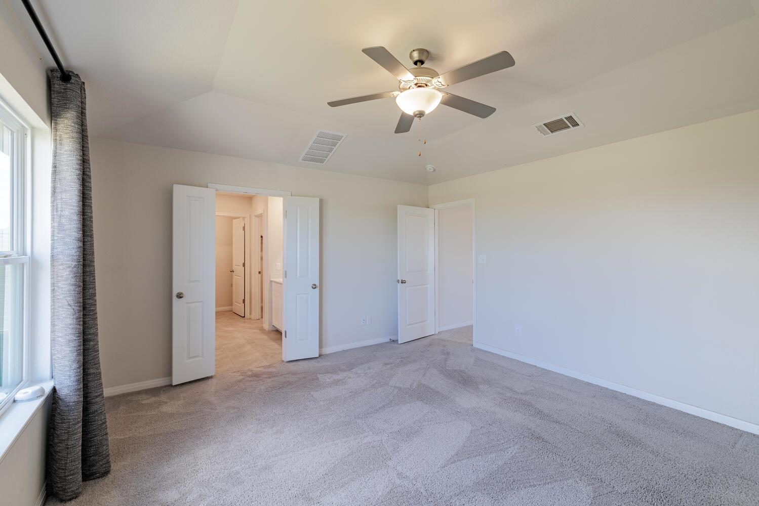 132 Skycroft Cir, Liberty Hill, TX 78642