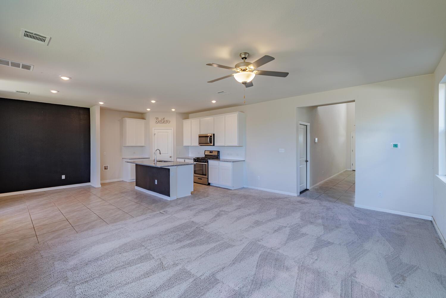 132 Skycroft Cir, Liberty Hill, TX 78642