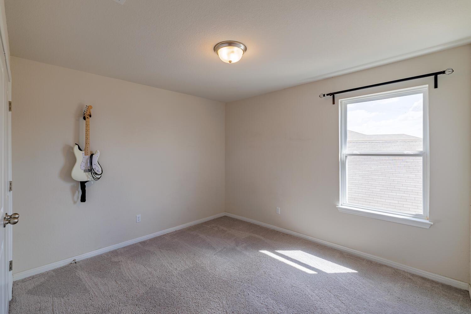 132 Skycroft Cir, Liberty Hill, TX 78642