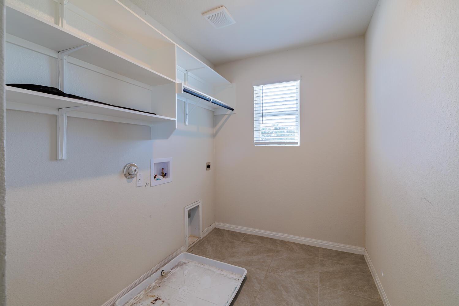 132 Skycroft Cir, Liberty Hill, TX 78642