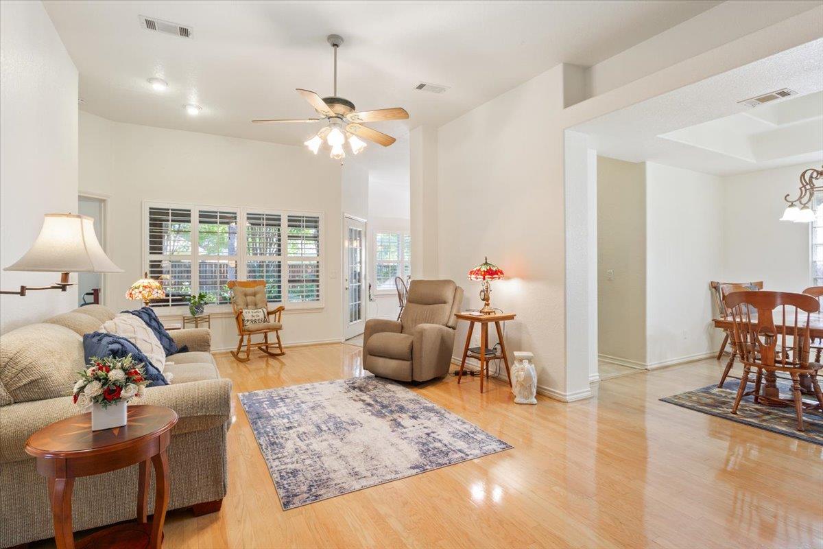 120 Melissa Ct, Georgetown, TX 78628