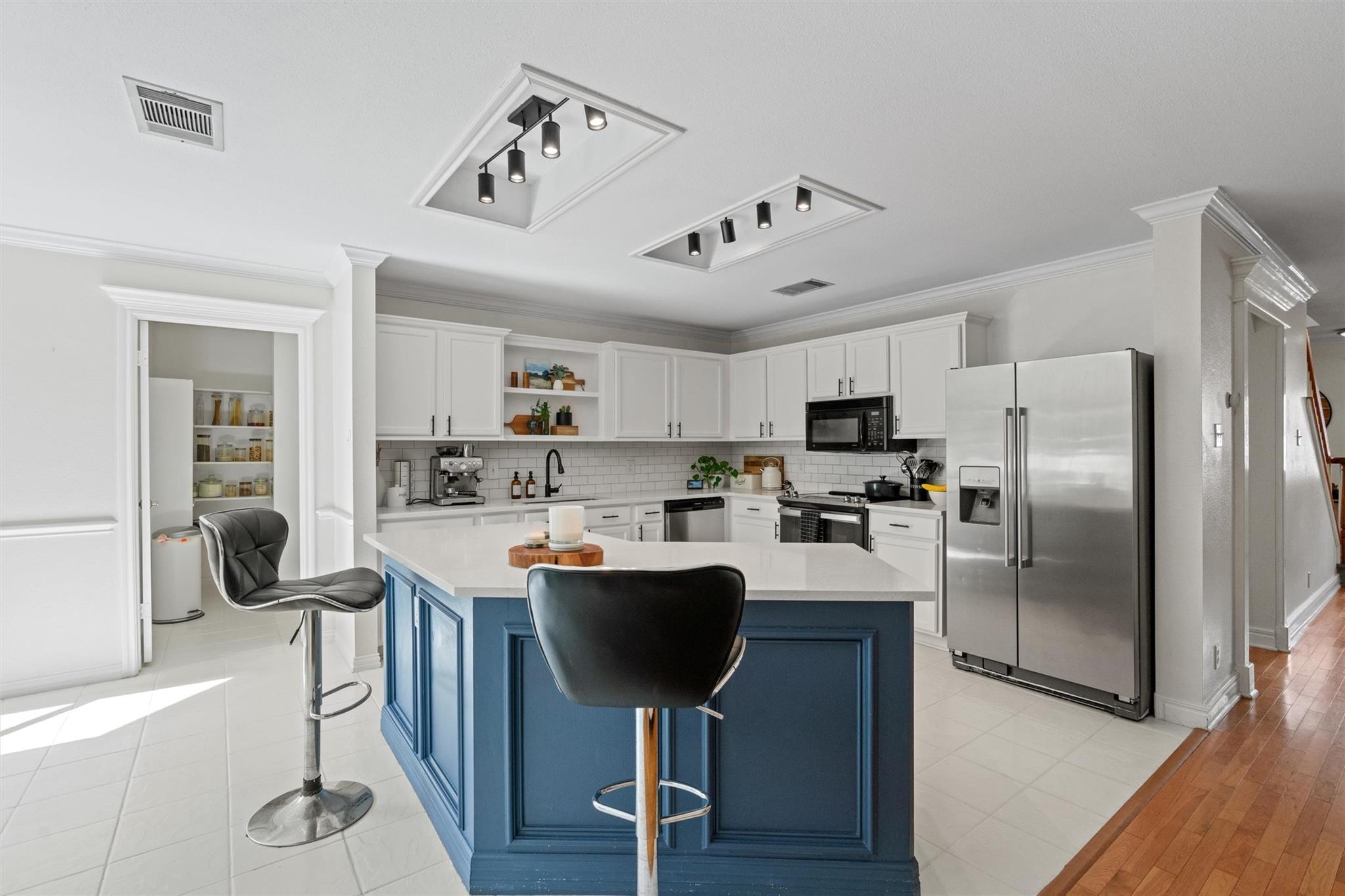 1305 Chalk Ln, Cedar Park, TX 78613