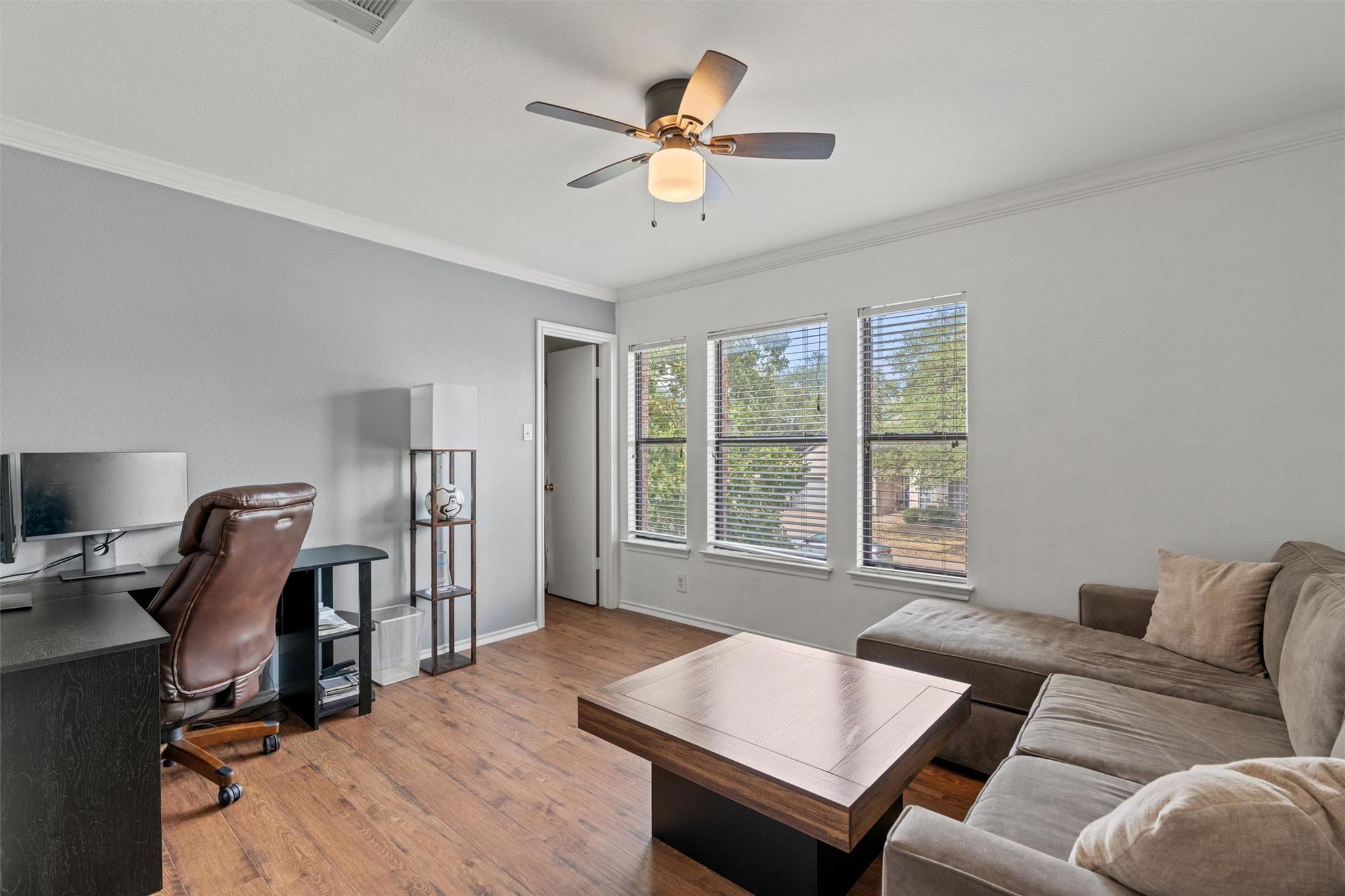 1305 Chalk Ln, Cedar Park, TX 78613