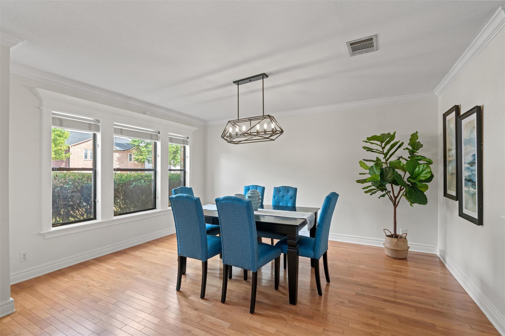 1305 Chalk Ln, Cedar Park, TX 78613