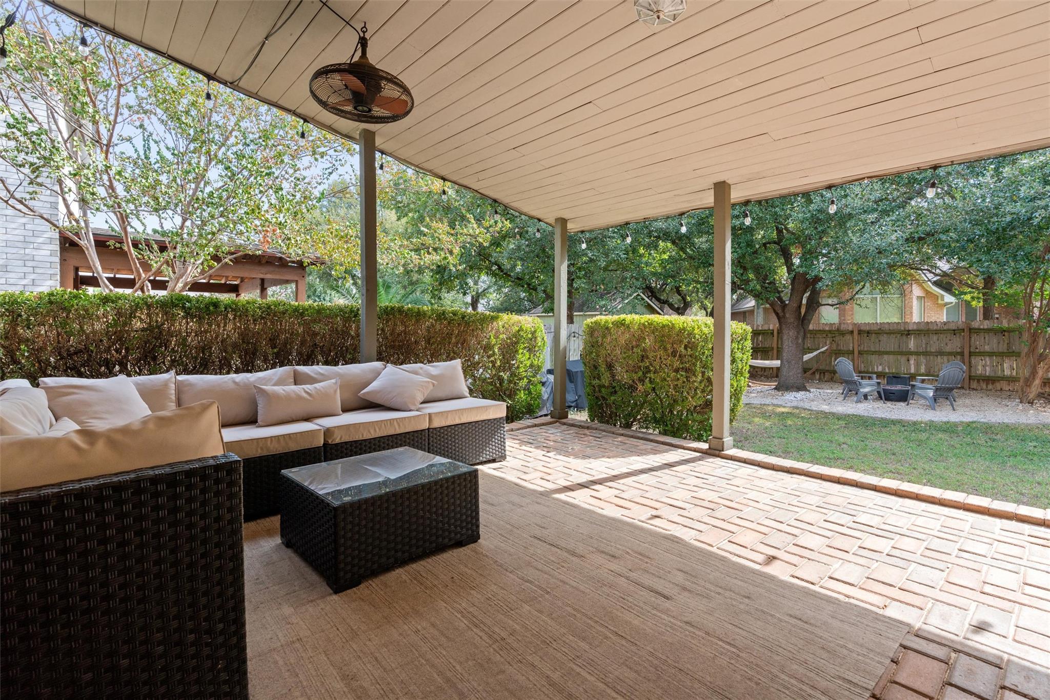 1305 Chalk Ln, Cedar Park, TX 78613