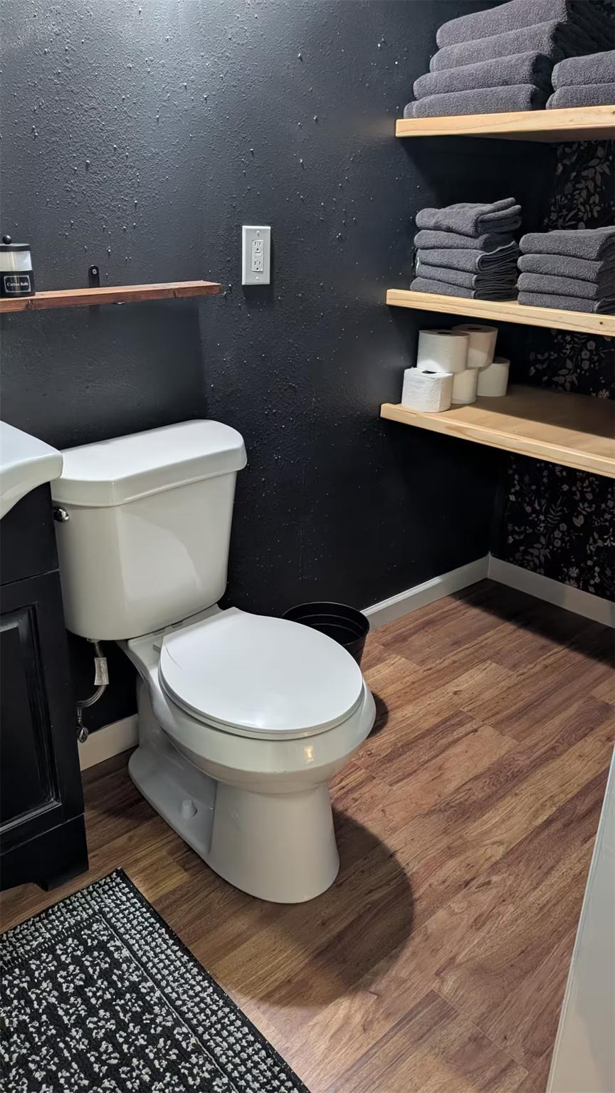 1401 Greenwood Ave # 1 & 2, Austin, TX 78721