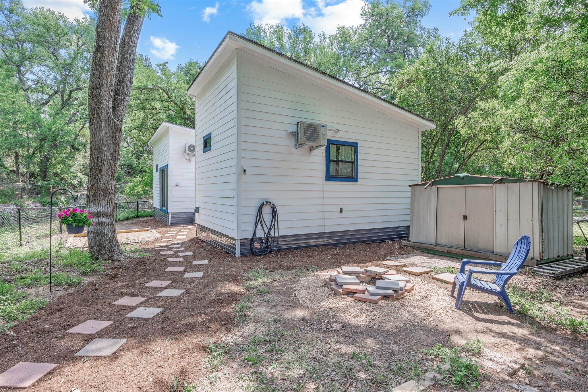 1401 Greenwood Ave # 1 & 2, Austin, TX 78721