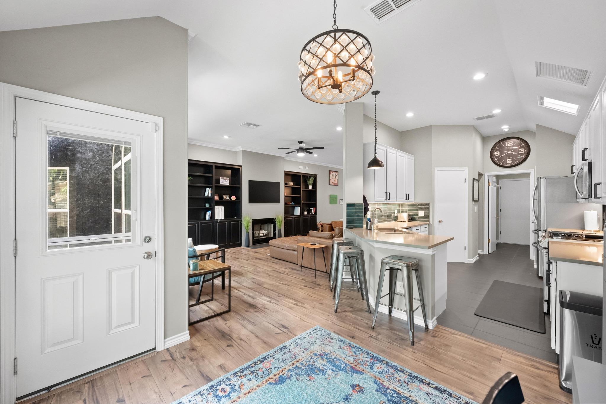 8716 BOBCAT Dr, Round Rock, TX 78681