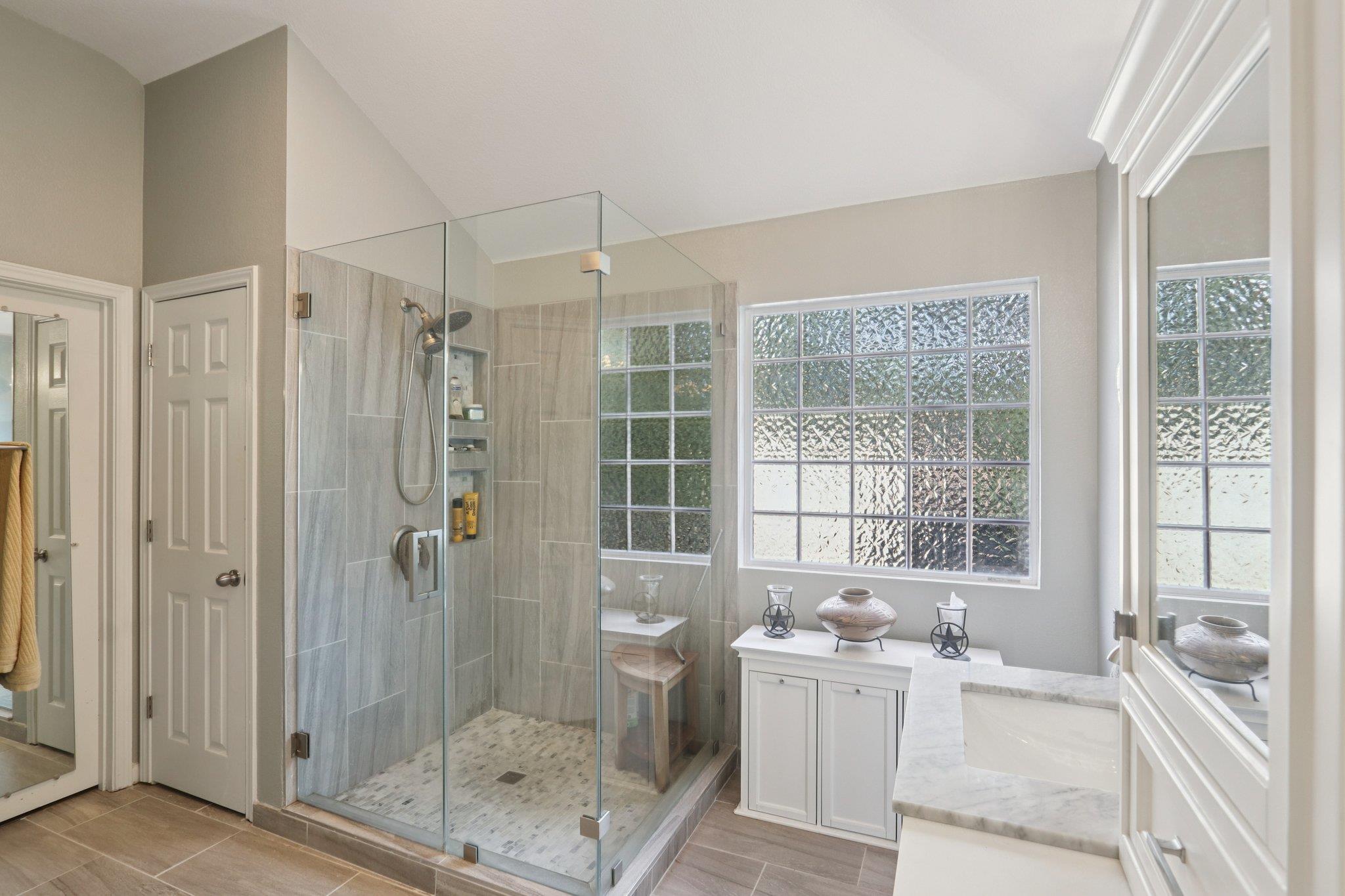 807 Plumbago Dr, Pflugerville, TX 78660