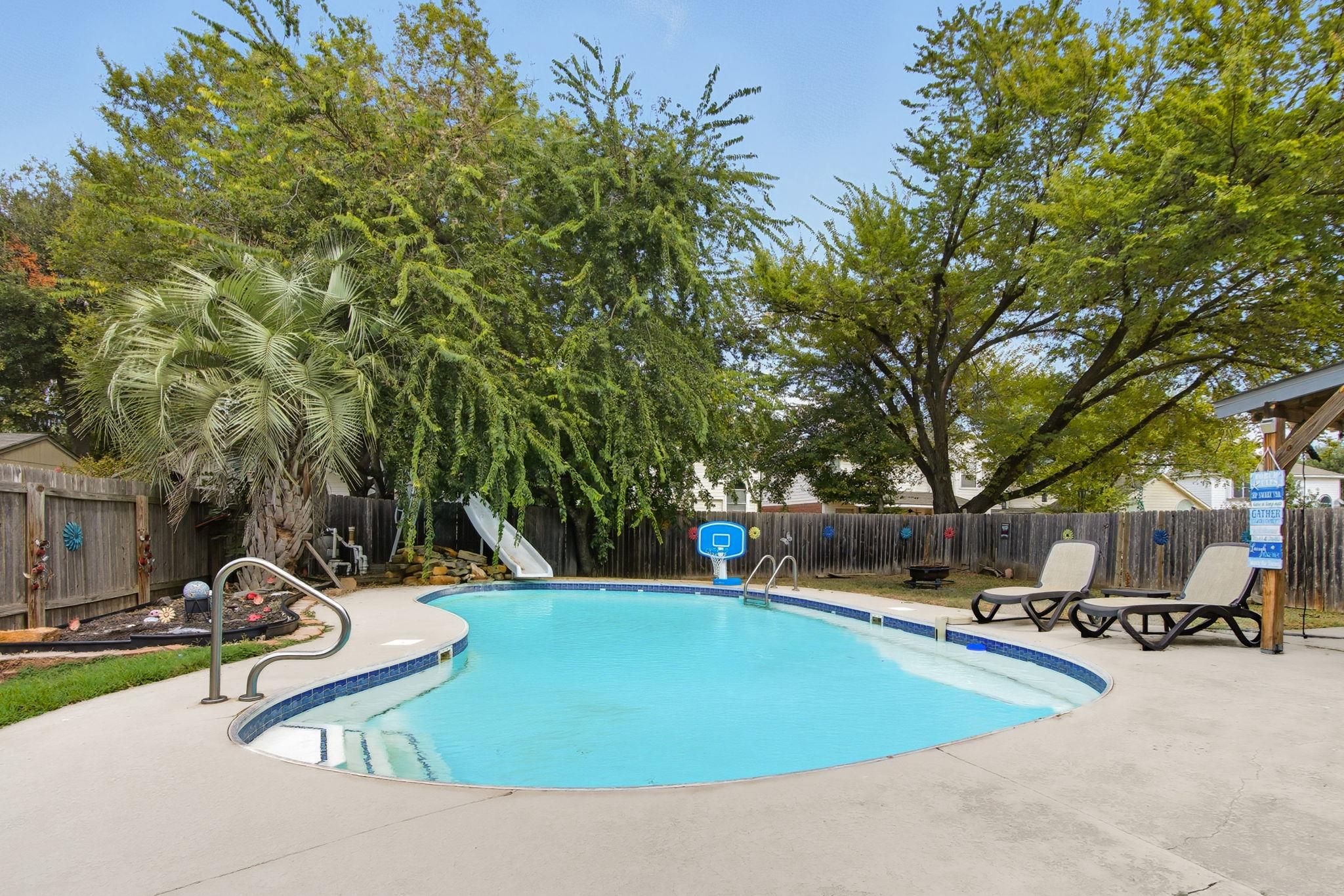 8422 Priest River Dr, Round Rock, TX 78681