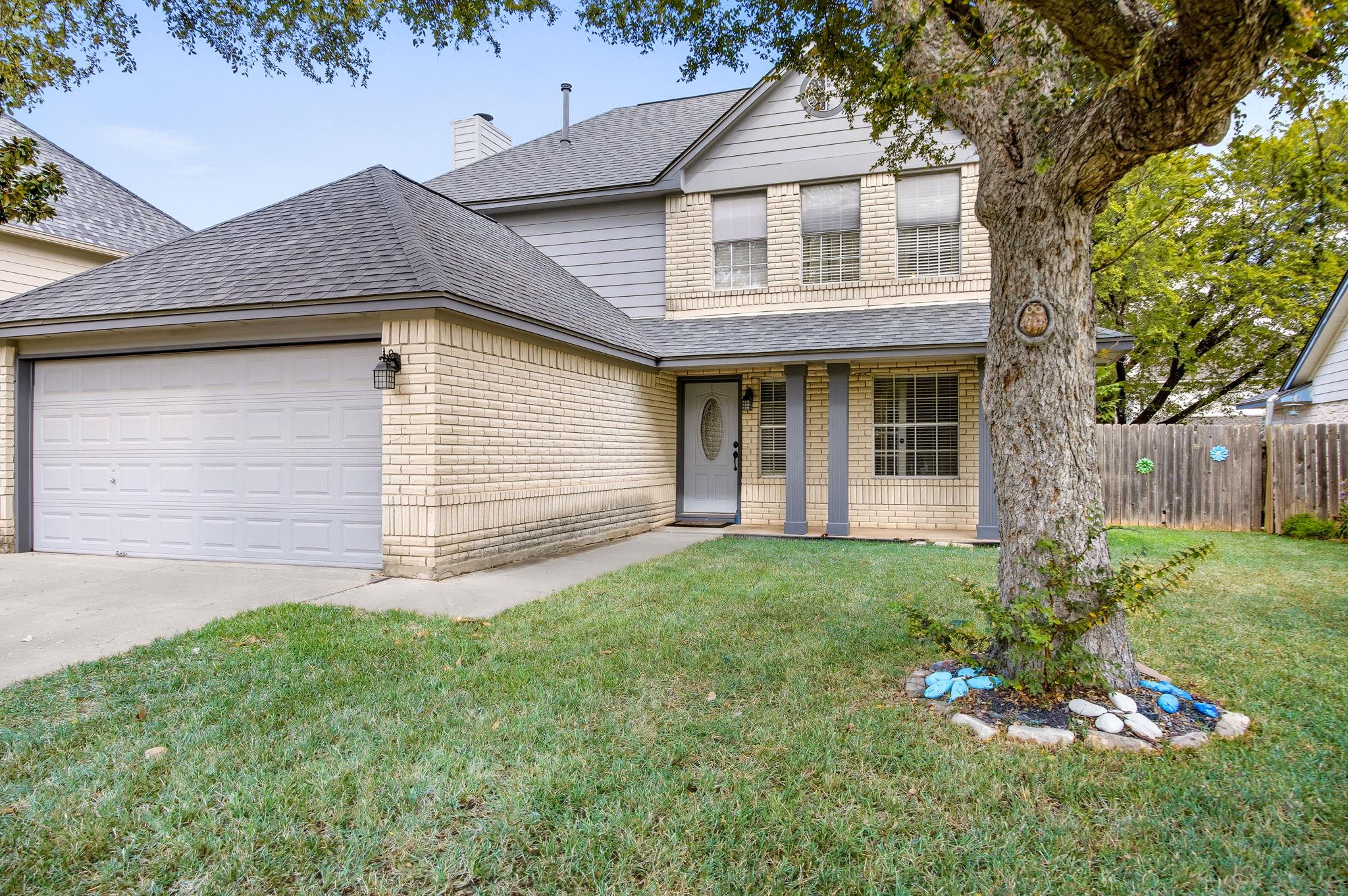 8422 Priest River Dr, Round Rock, TX 78681