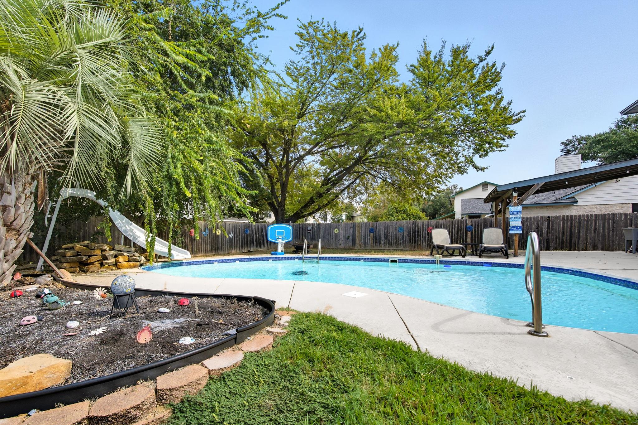 8422 Priest River Dr, Round Rock, TX 78681