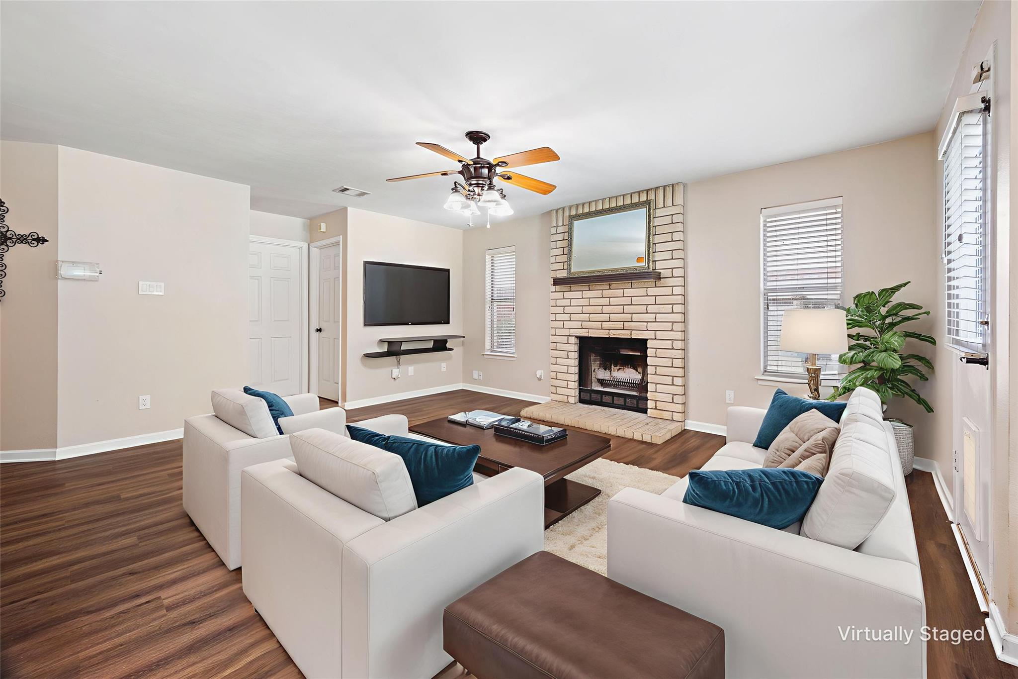 8422 Priest River Dr, Round Rock, TX 78681