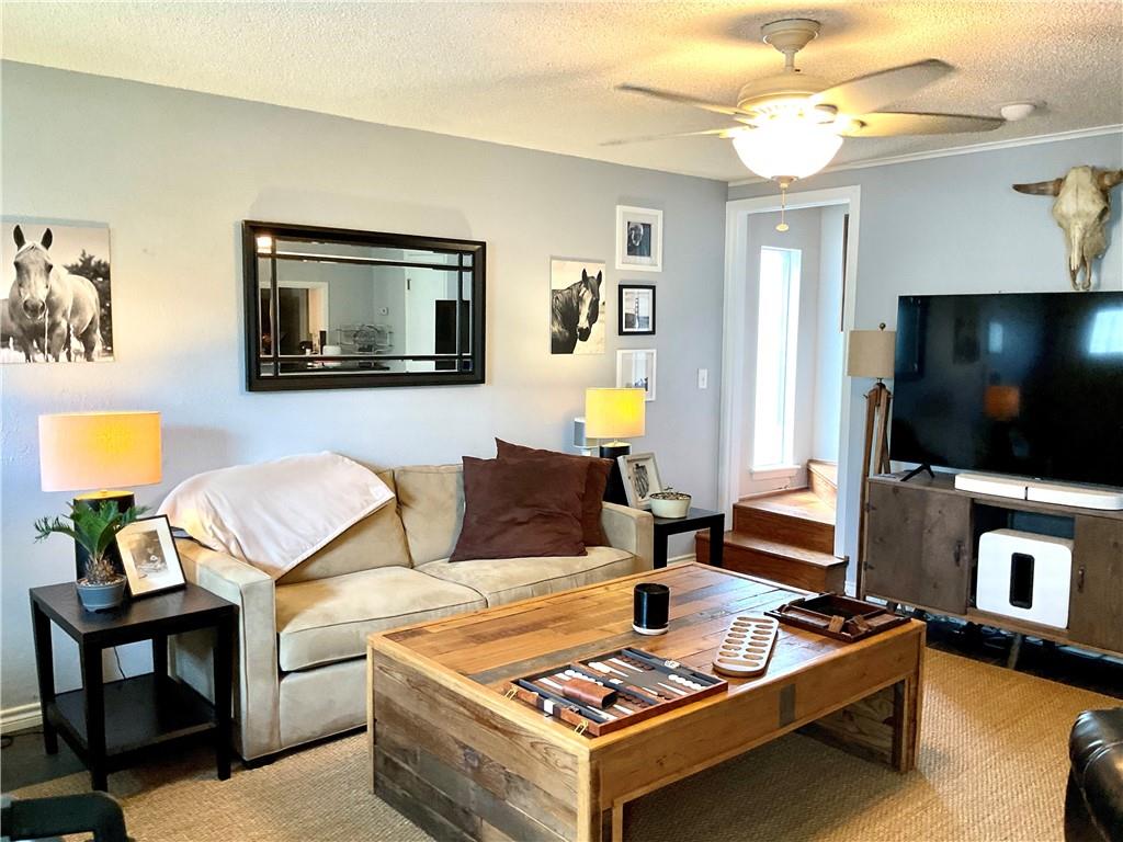 6718 Silvermine Dr # 702, Austin, TX 78736