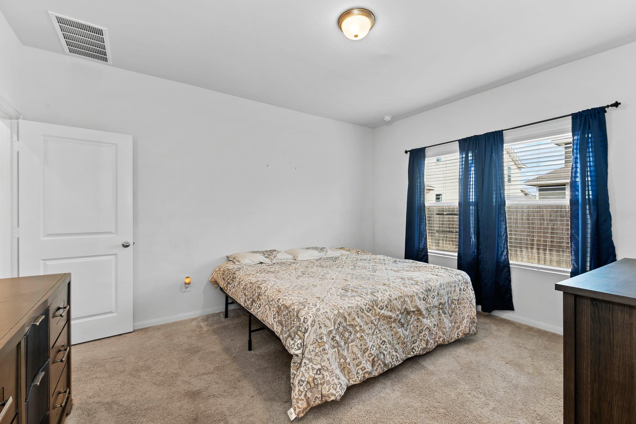 216 Blue Hibiscus Dr, Liberty Hill, TX 78642