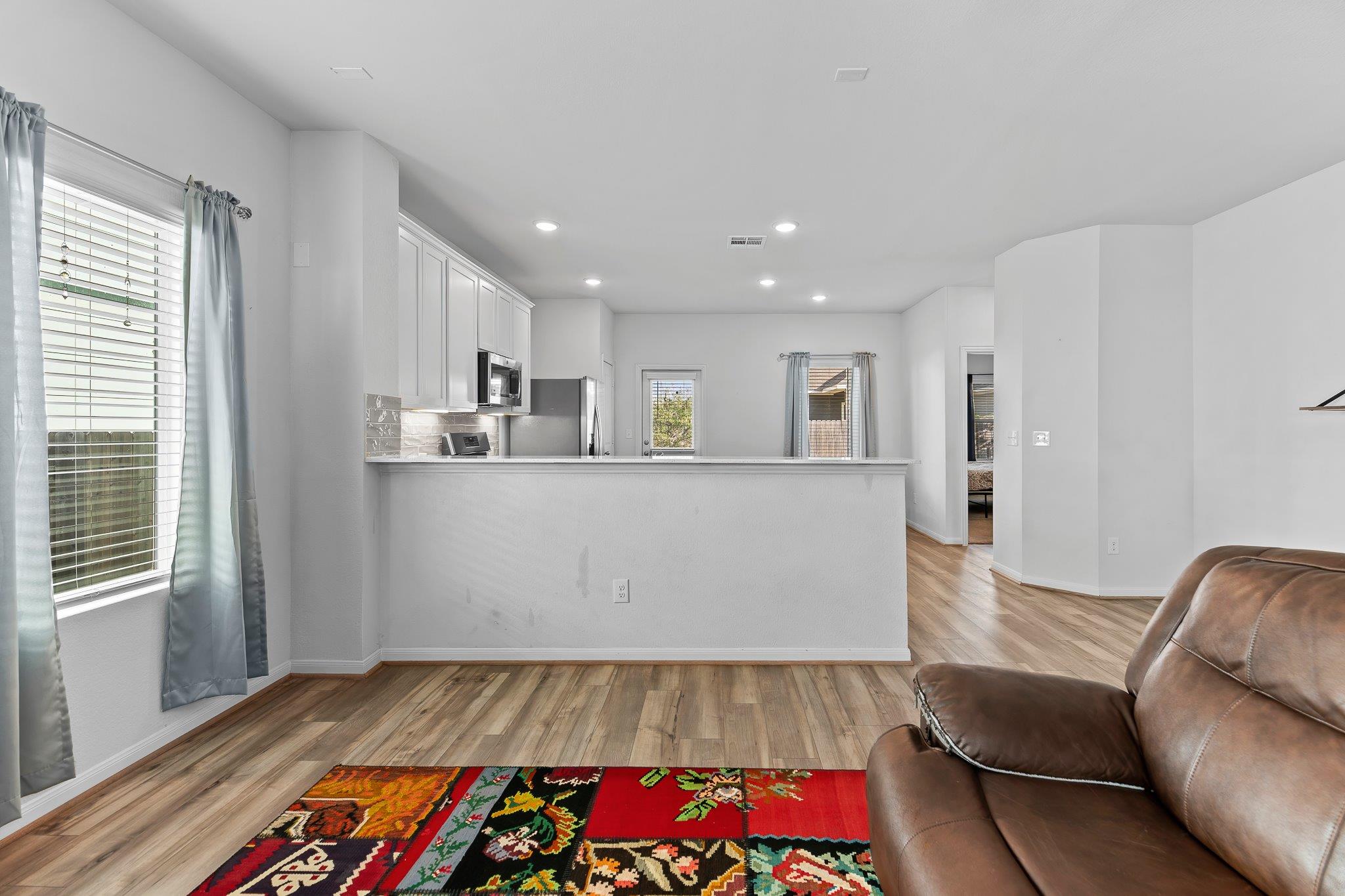 216 Blue Hibiscus Dr, Liberty Hill, TX 78642