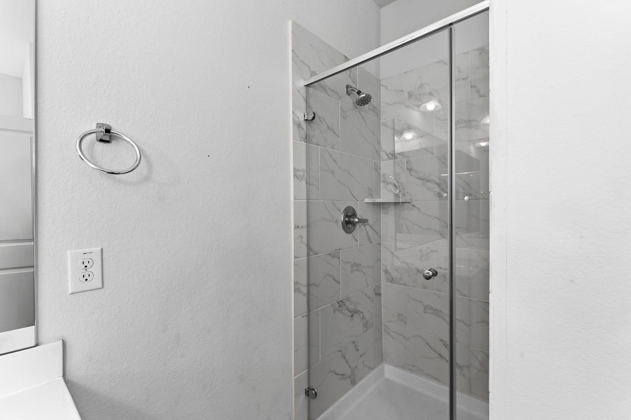 216 Blue Hibiscus Dr, Liberty Hill, TX 78642