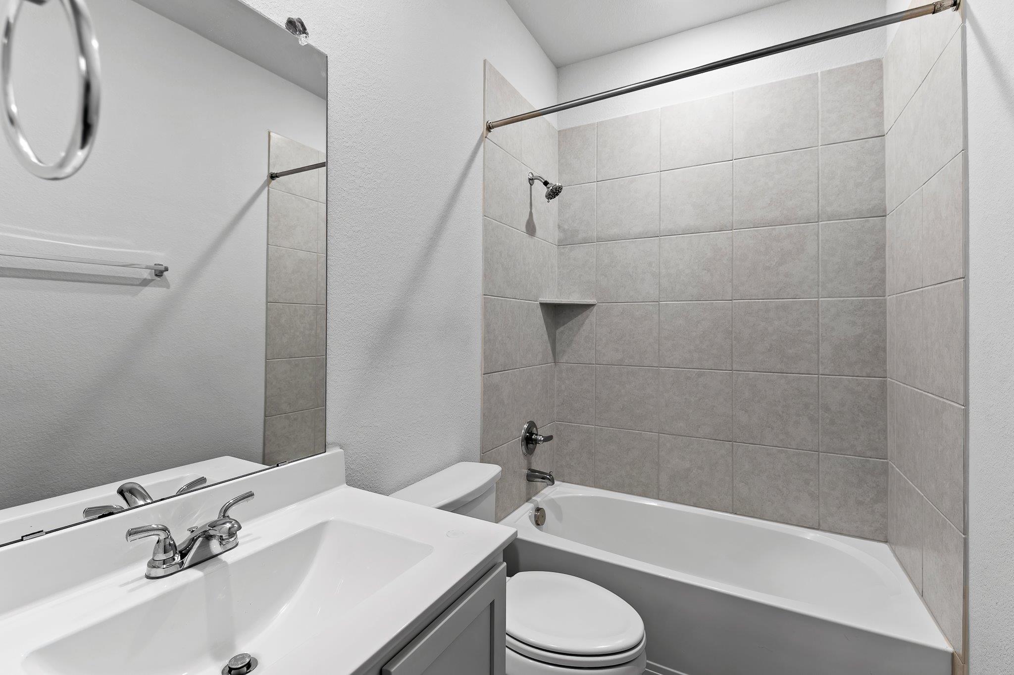 216 Blue Hibiscus Dr, Liberty Hill, TX 78642