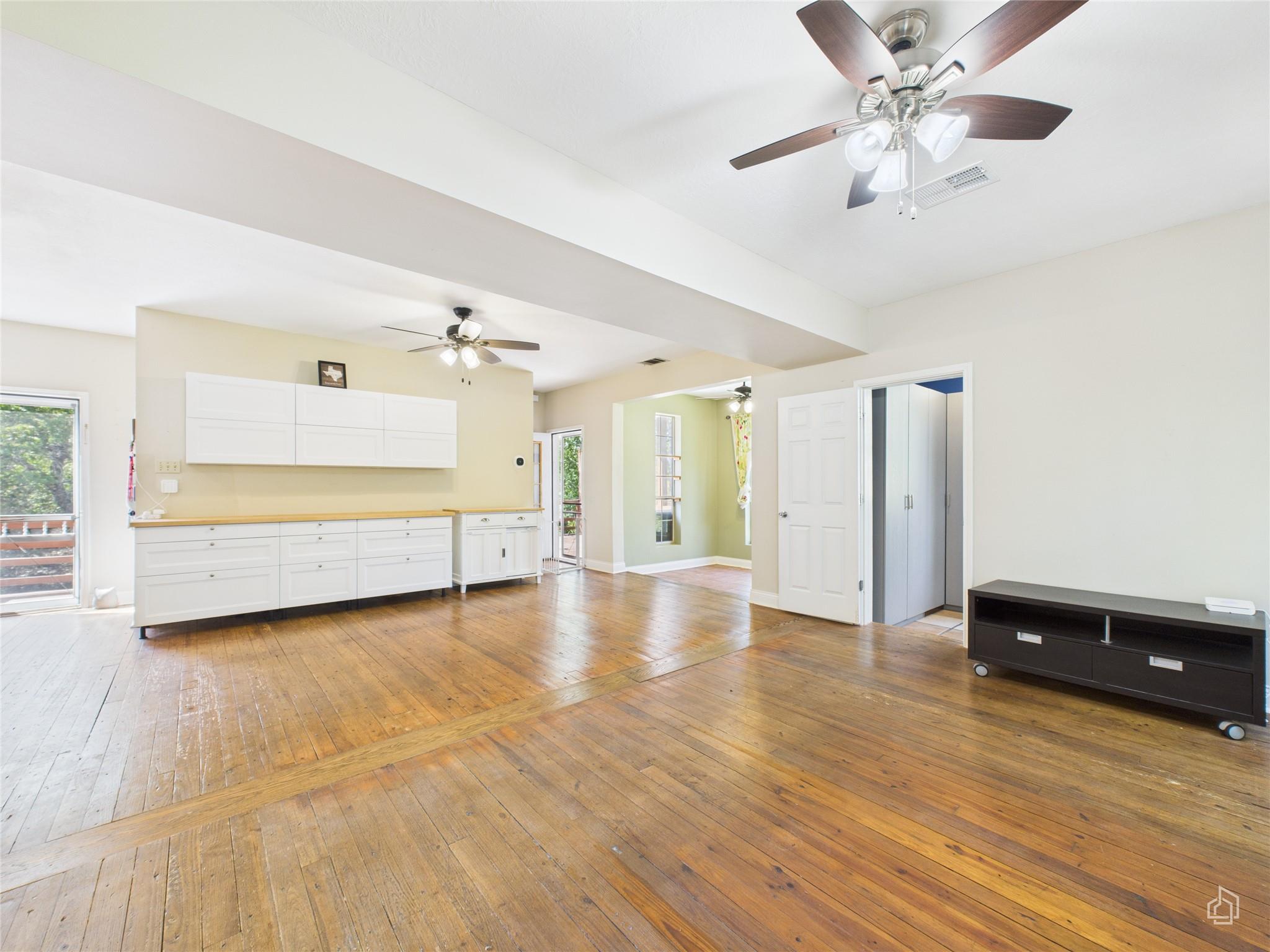 451 High Gabriel E, Leander, TX 78641