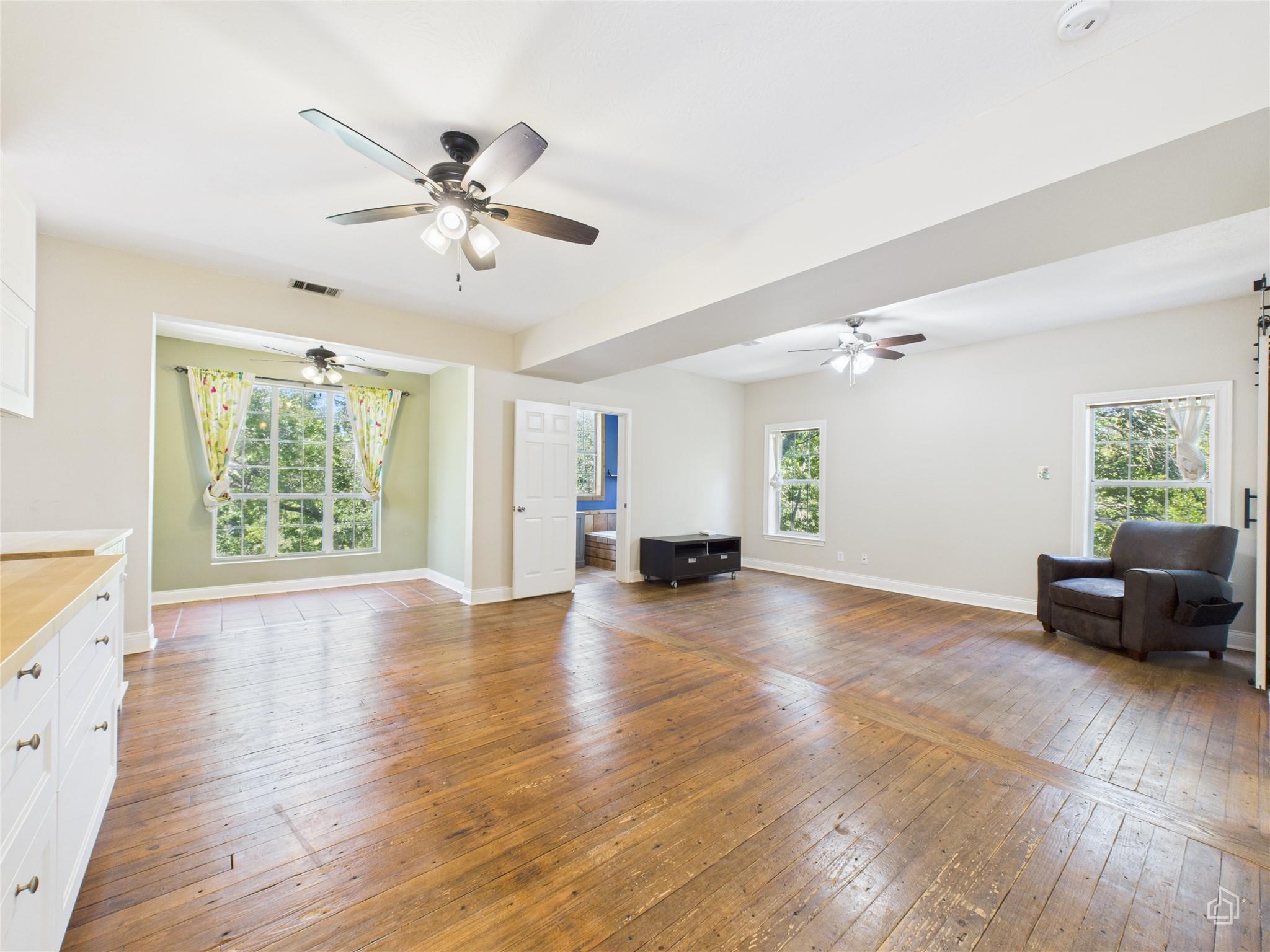 451 High Gabriel E, Leander, TX 78641