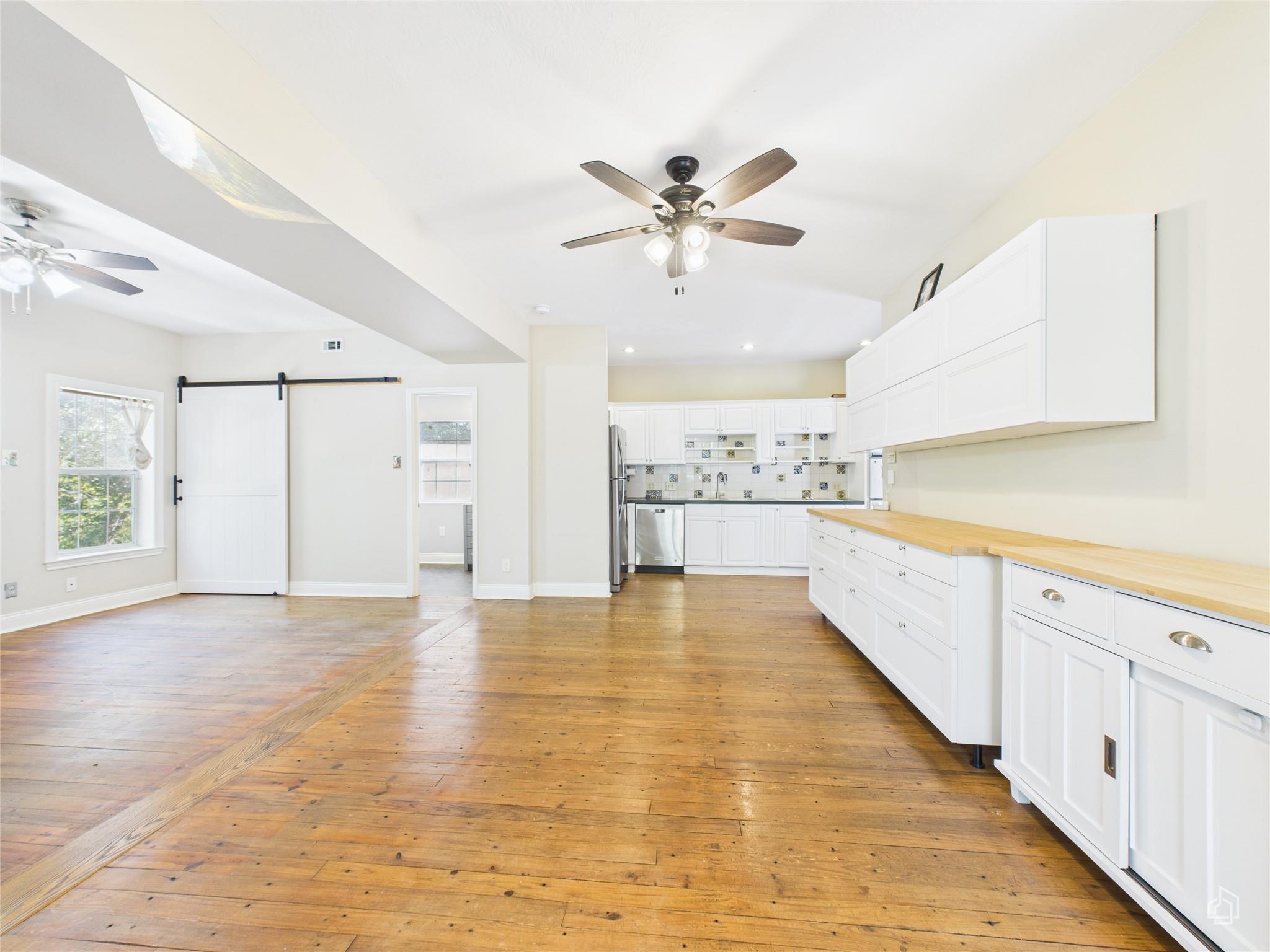 451 High Gabriel E, Leander, TX 78641