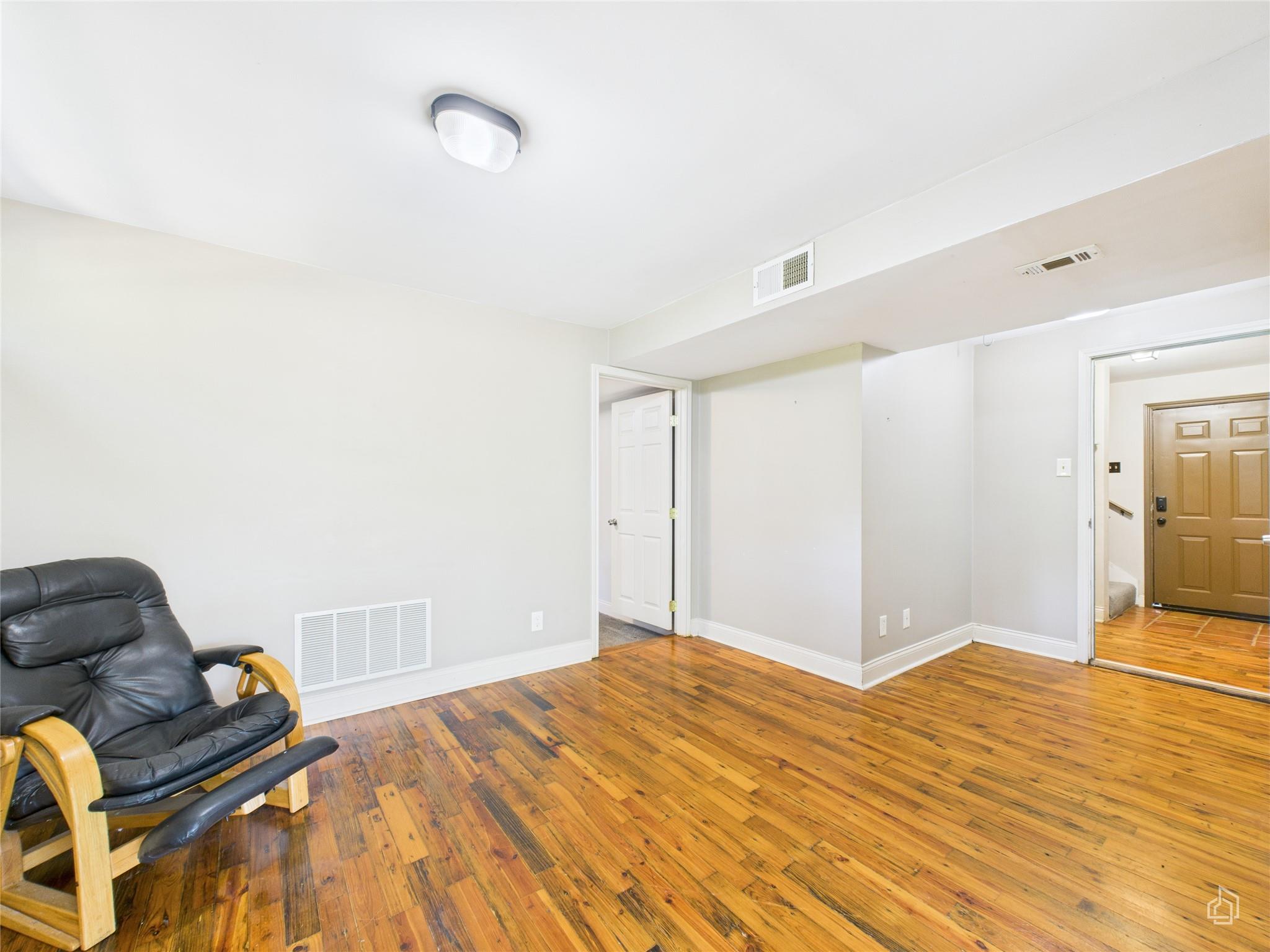 451 High Gabriel E, Leander, TX 78641