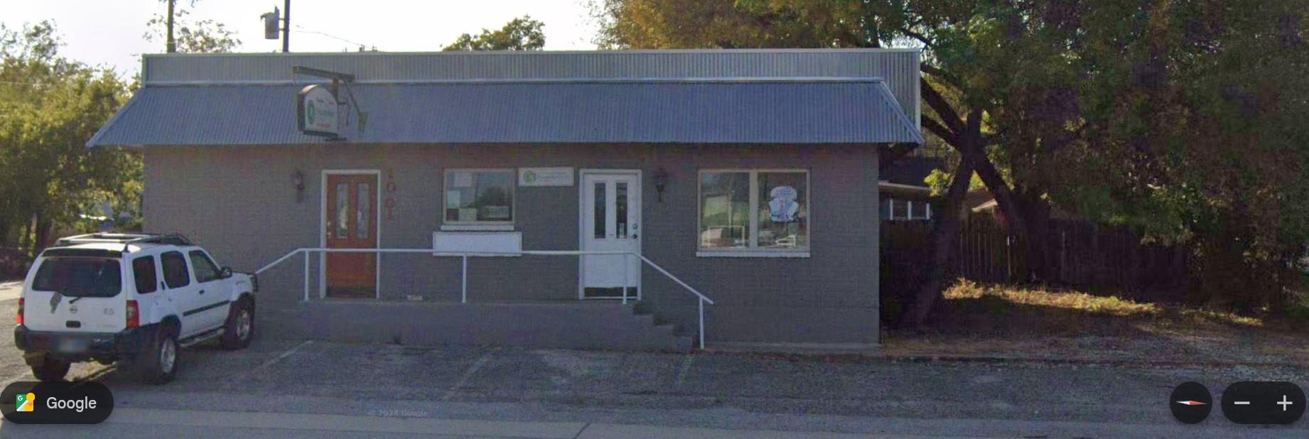 1001 N Main St N, Taylor, TX 76574