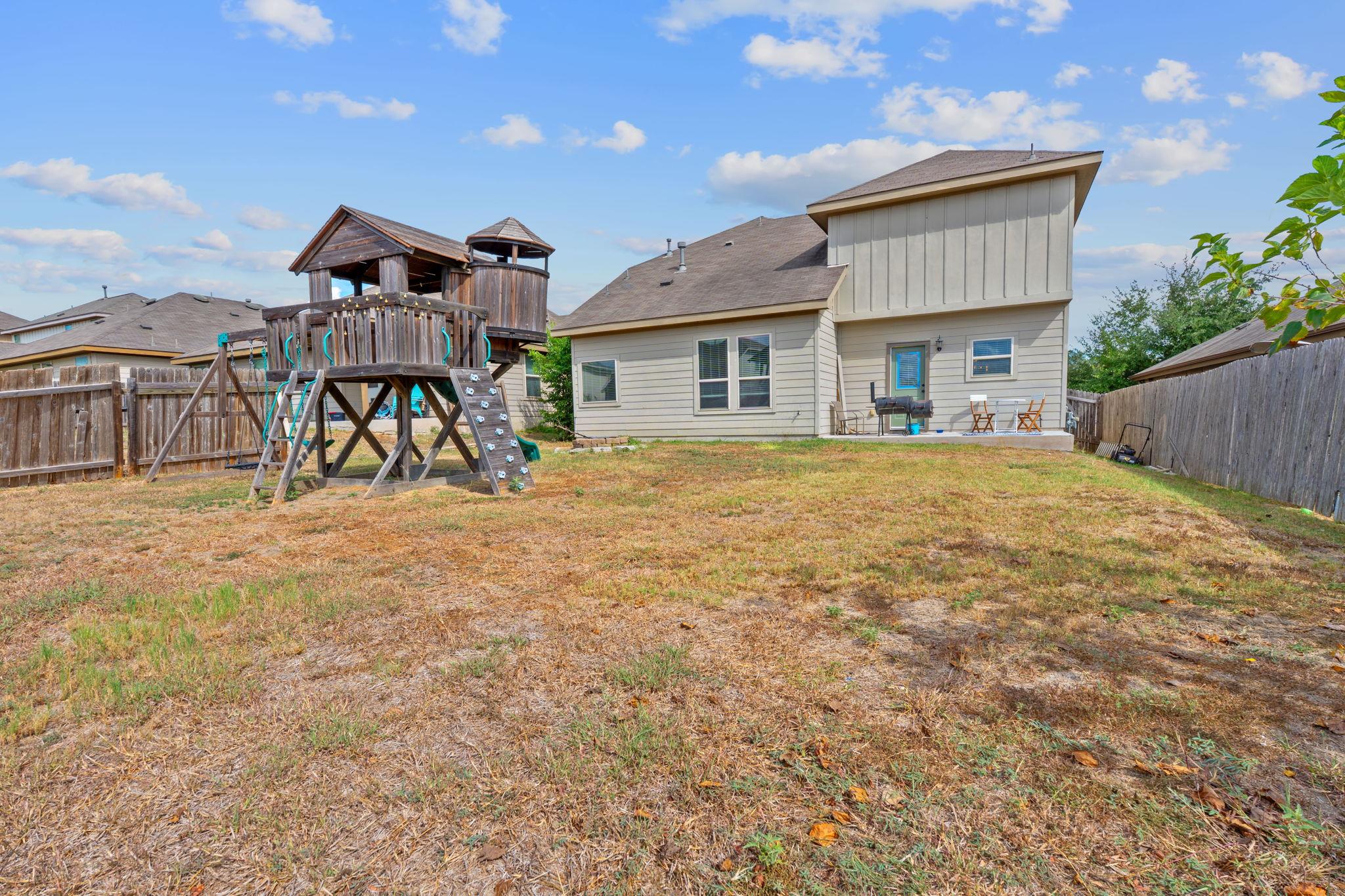 579 Dragon Ridge Rd, Buda, TX 78610