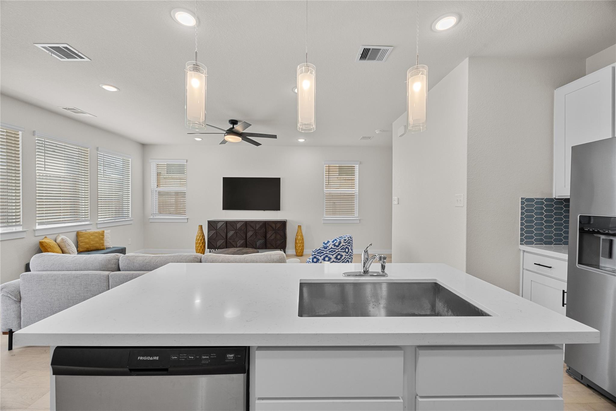 1512 Honaker Way, Leander, TX 78641