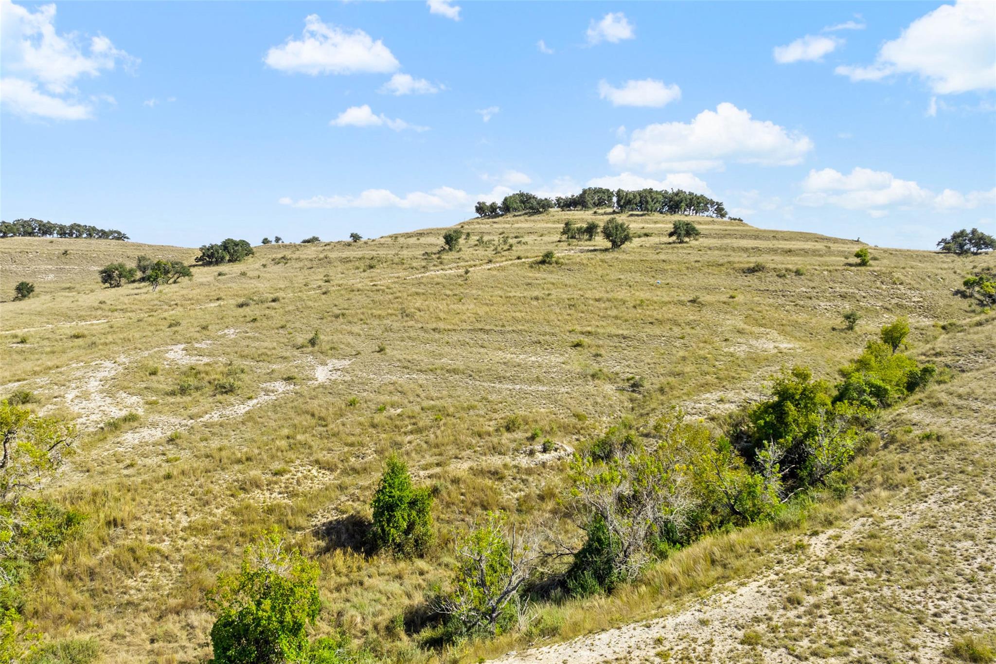 5434 Kendalia Rd, Blanco, TX 78606