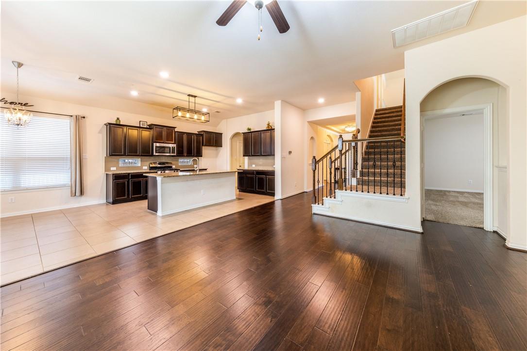 3641 Bainbridge St, Round Rock, TX 78681