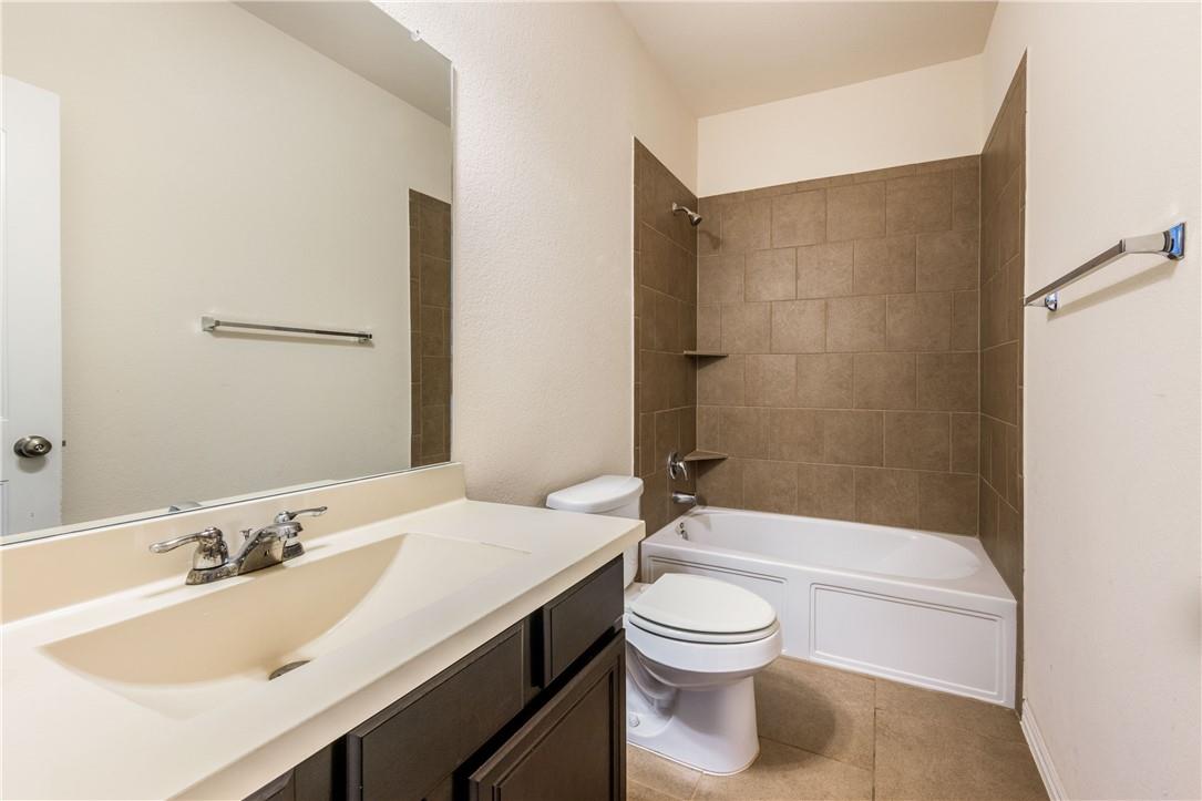 3641 Bainbridge St, Round Rock, TX 78681