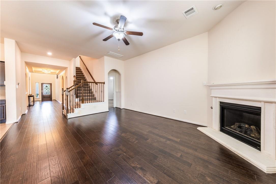 3641 Bainbridge St, Round Rock, TX 78681