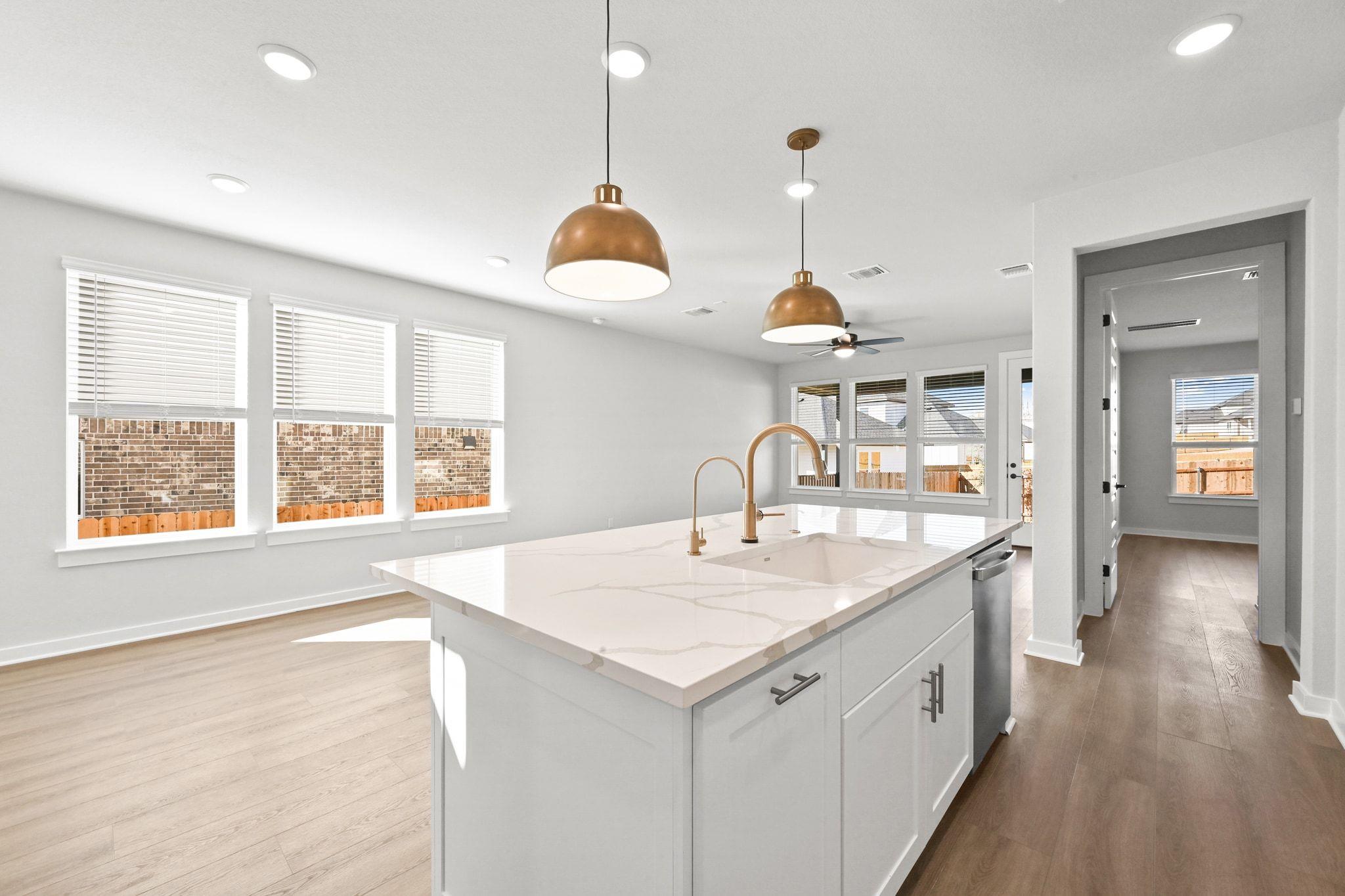 144 Granit Oak Drive, Dripping Springs, TX 78620