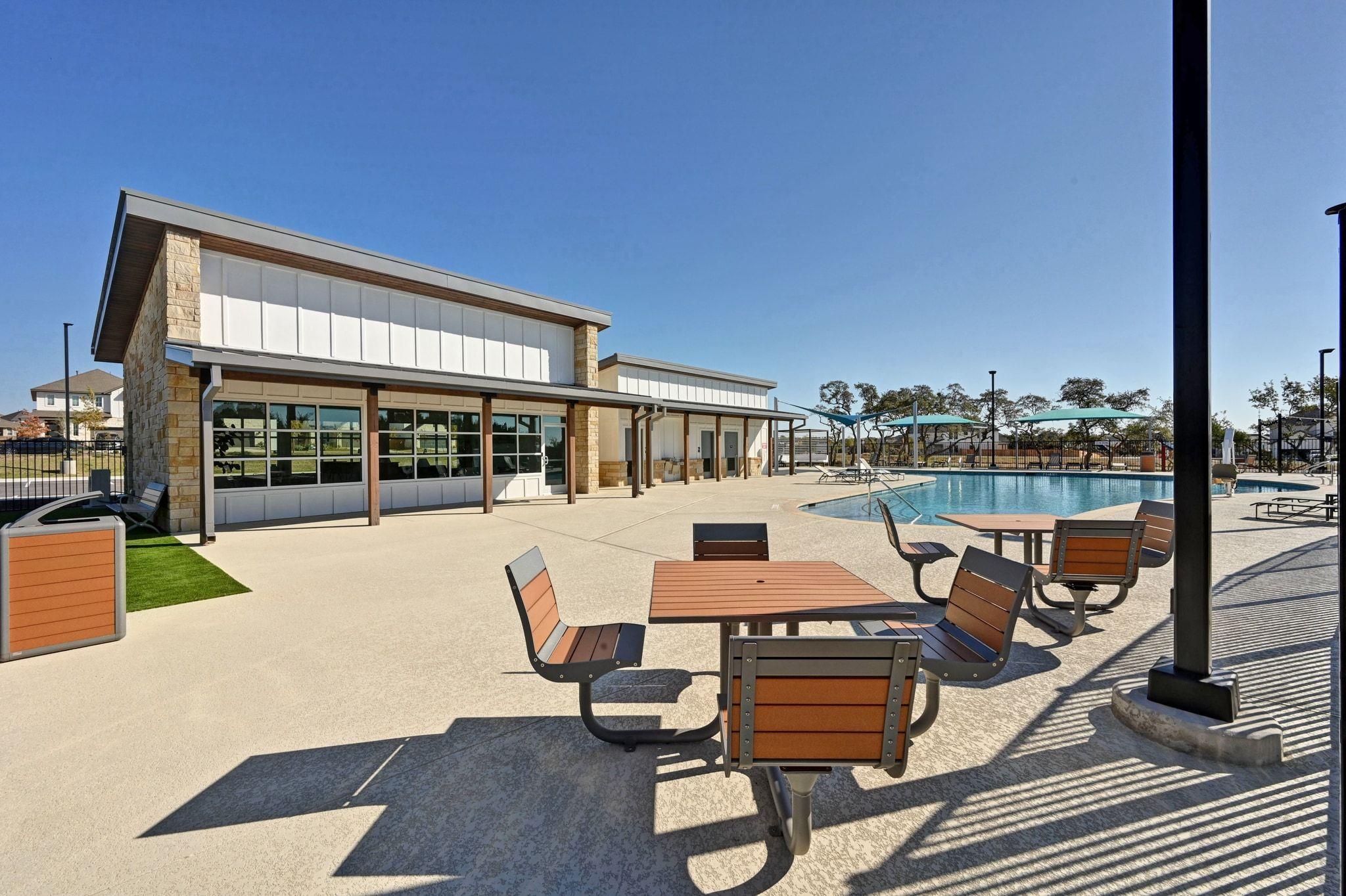 144 Granit Oak Drive, Dripping Springs, TX 78620