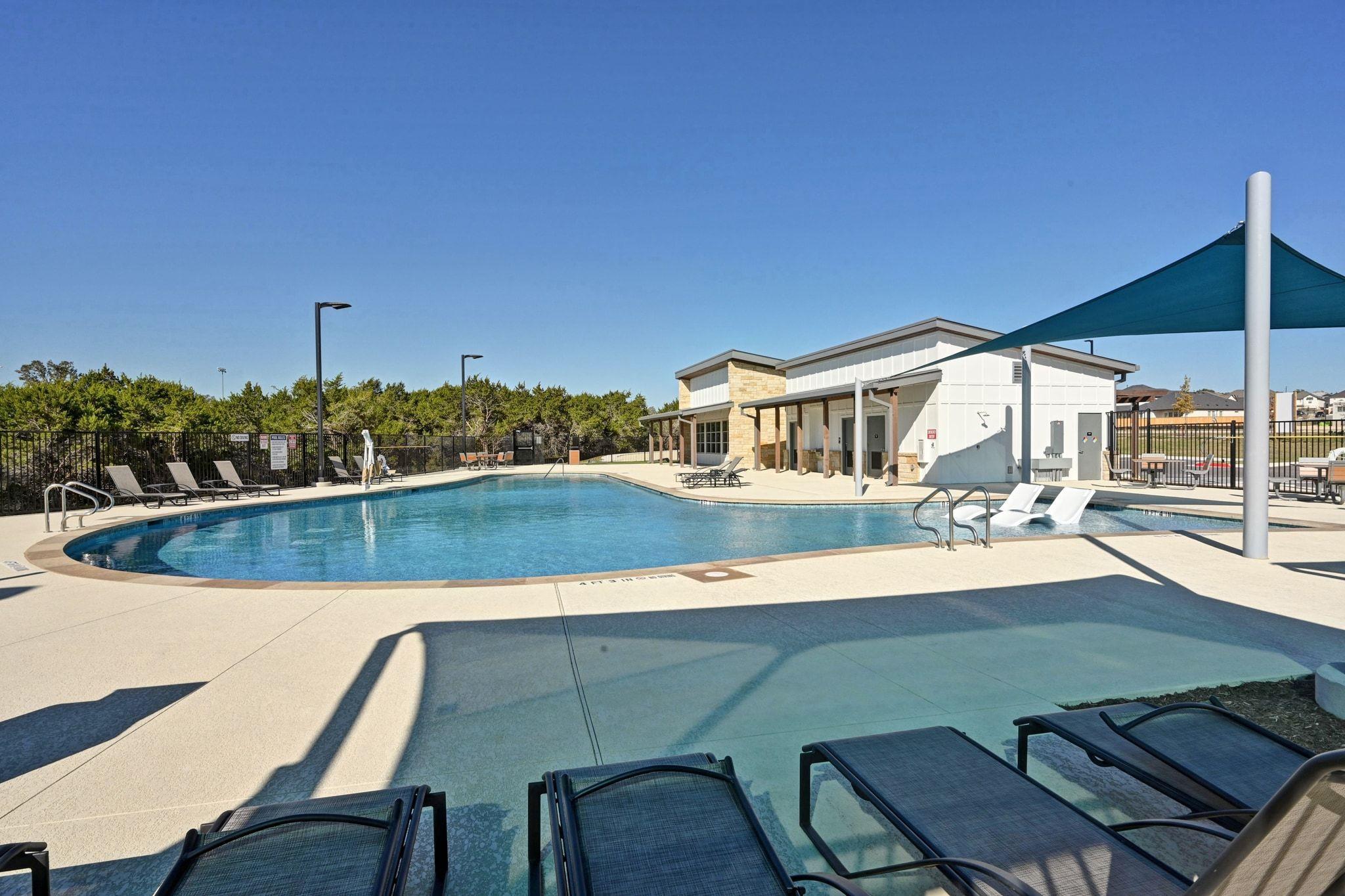 144 Granit Oak Drive, Dripping Springs, TX 78620