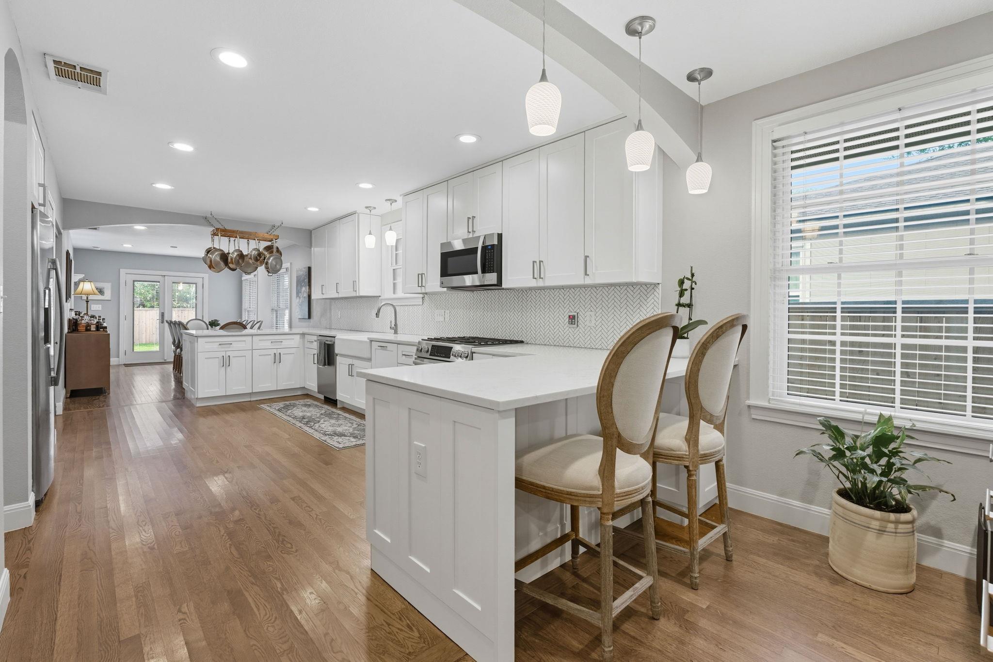 5400 Sunshine Dr, Austin, TX 78756