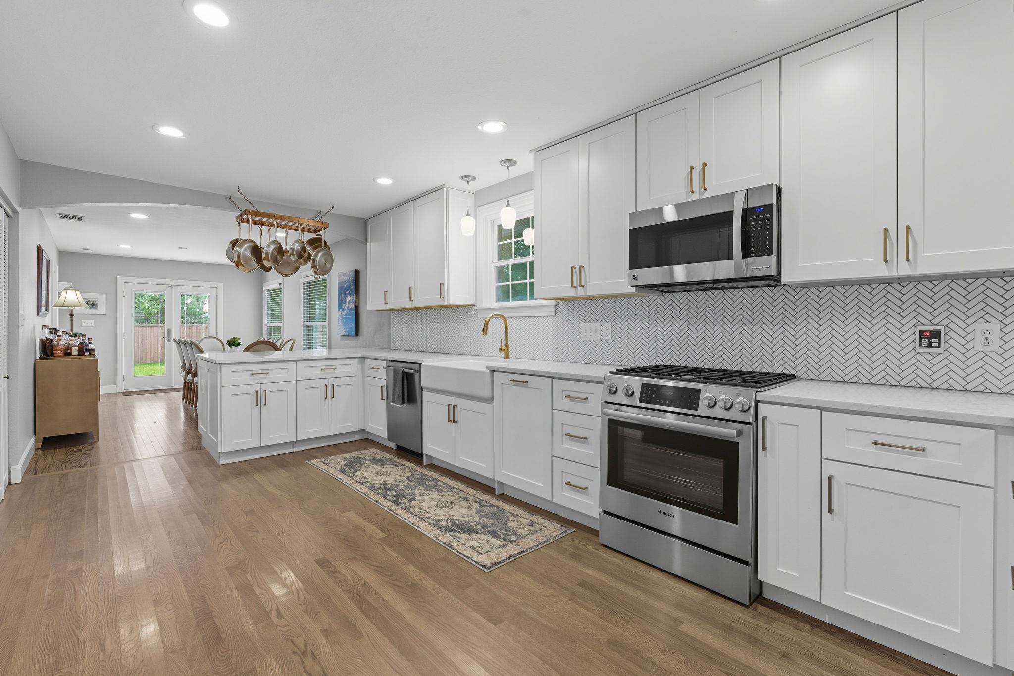 5400 Sunshine Dr, Austin, TX 78756