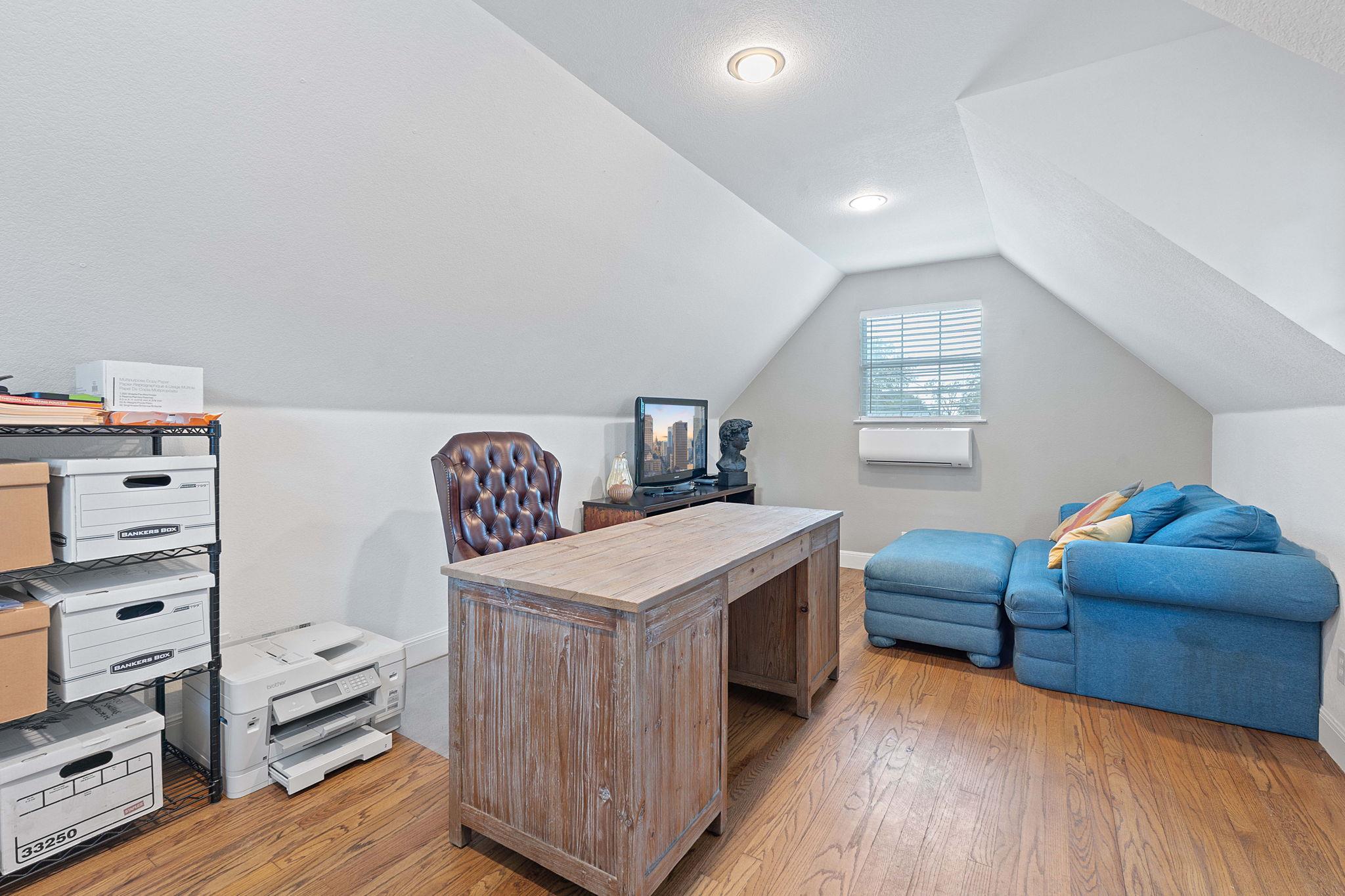 5400 Sunshine Dr, Austin, TX 78756