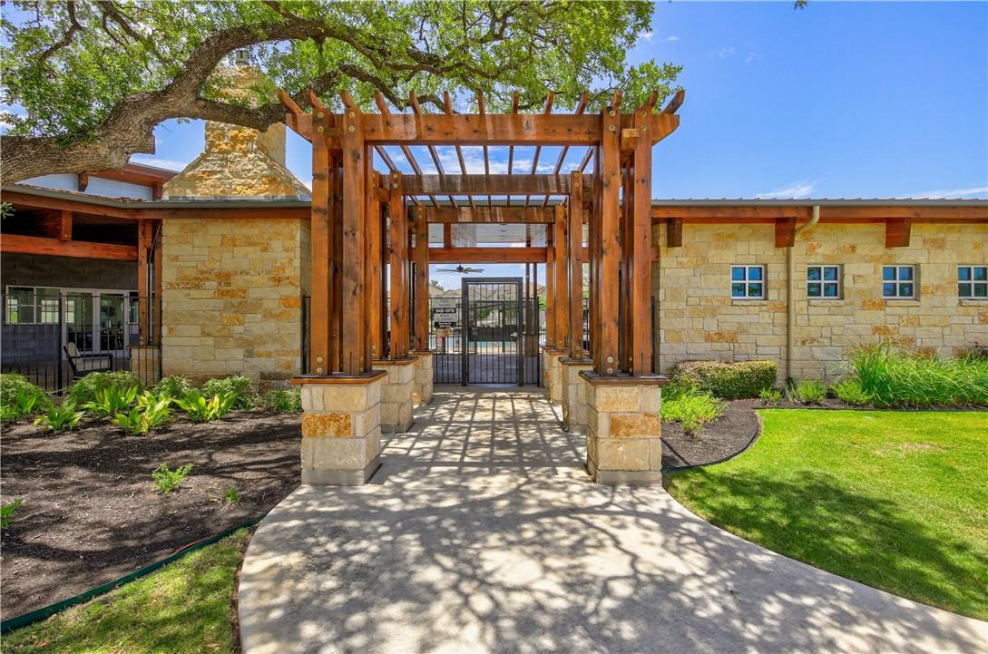 100 Brady Creek Way, Leander, TX 78641