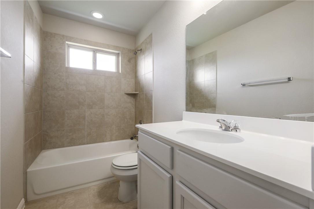 100 Brady Creek Way, Leander, TX 78641