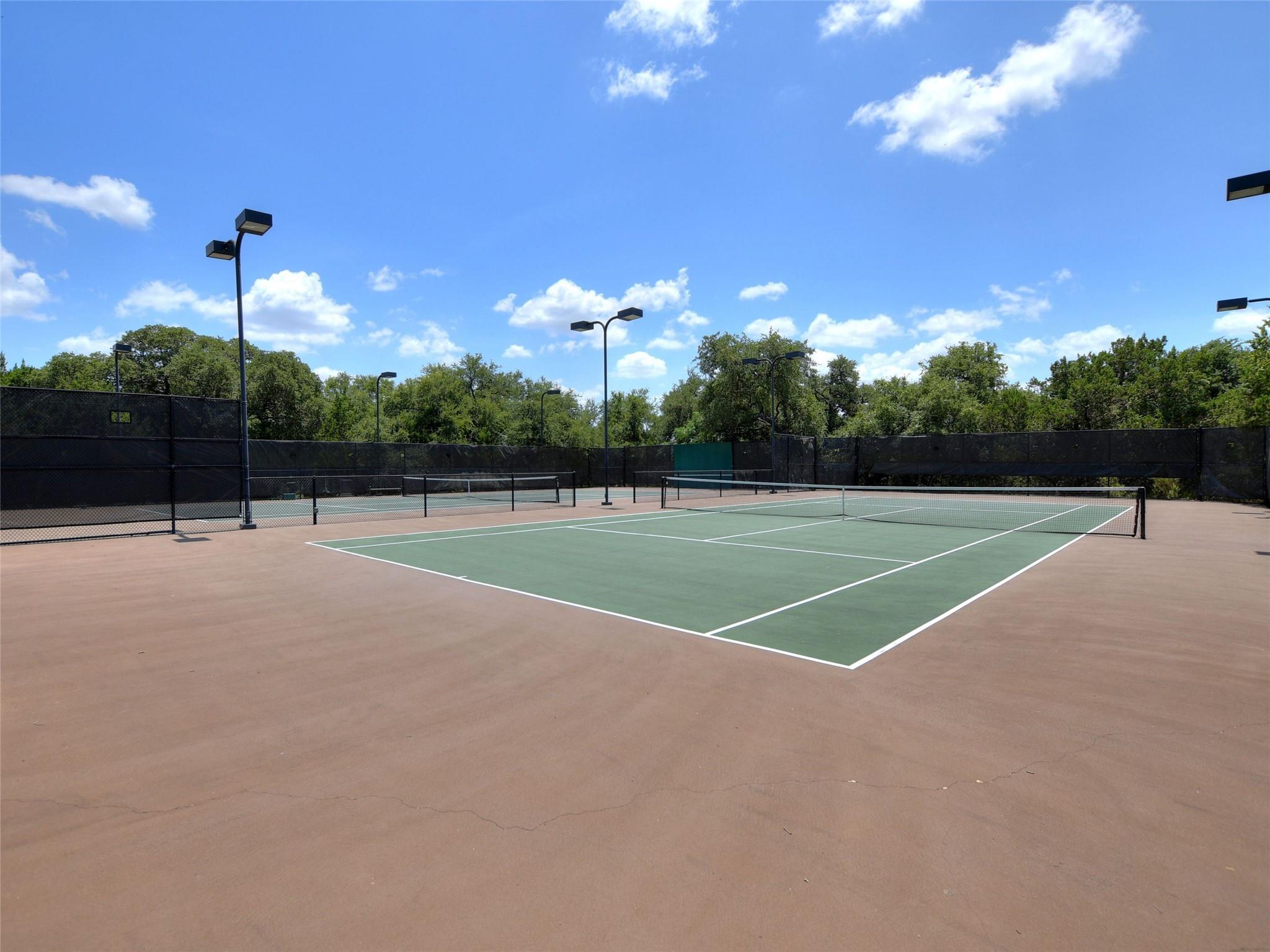 614 Stone River Dr, Austin, TX 78737