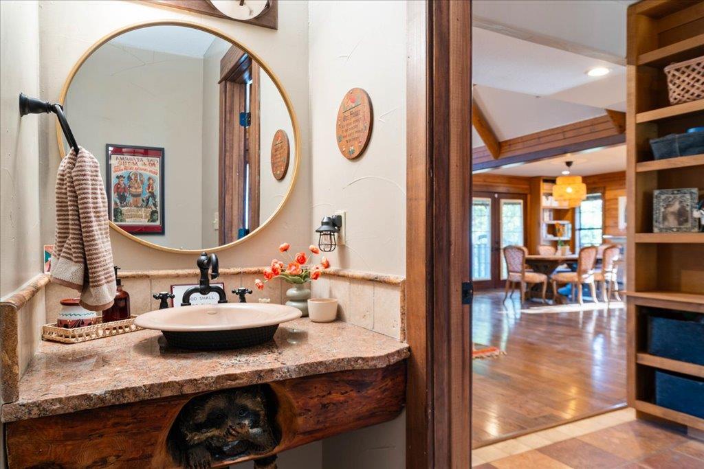 19801 Adrian Way, Jonestown, TX 78645