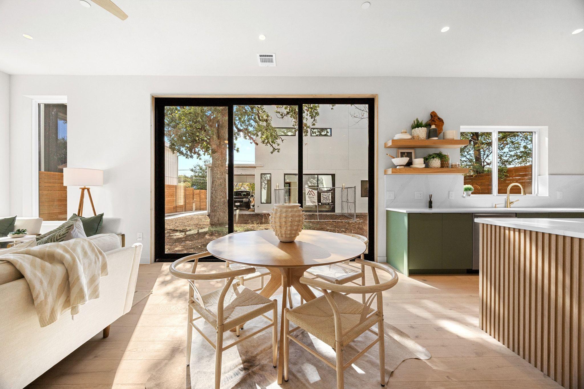 1175 Navasota St # 2, Austin, TX 78702