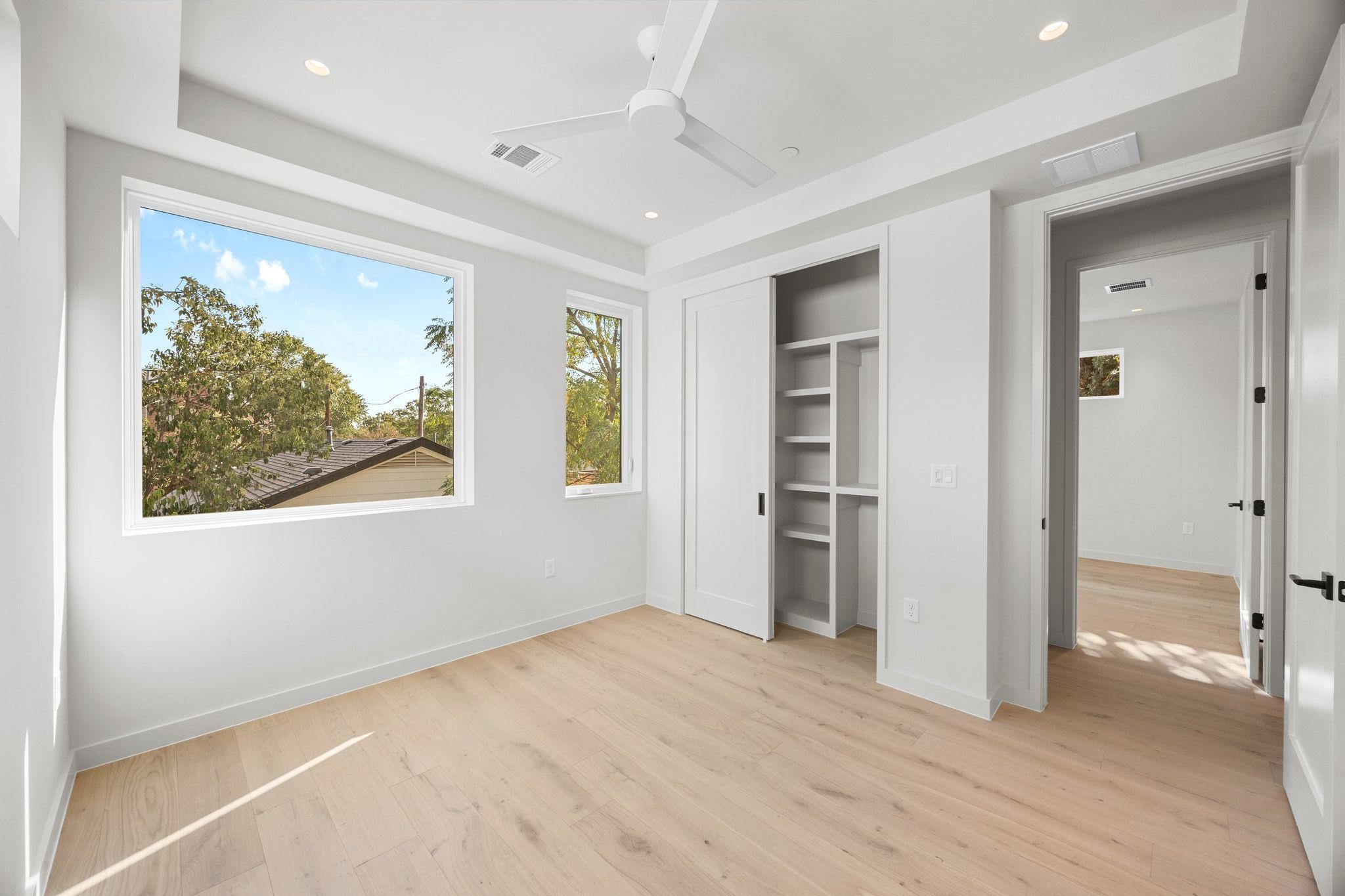 1175 Navasota St # 2, Austin, TX 78702