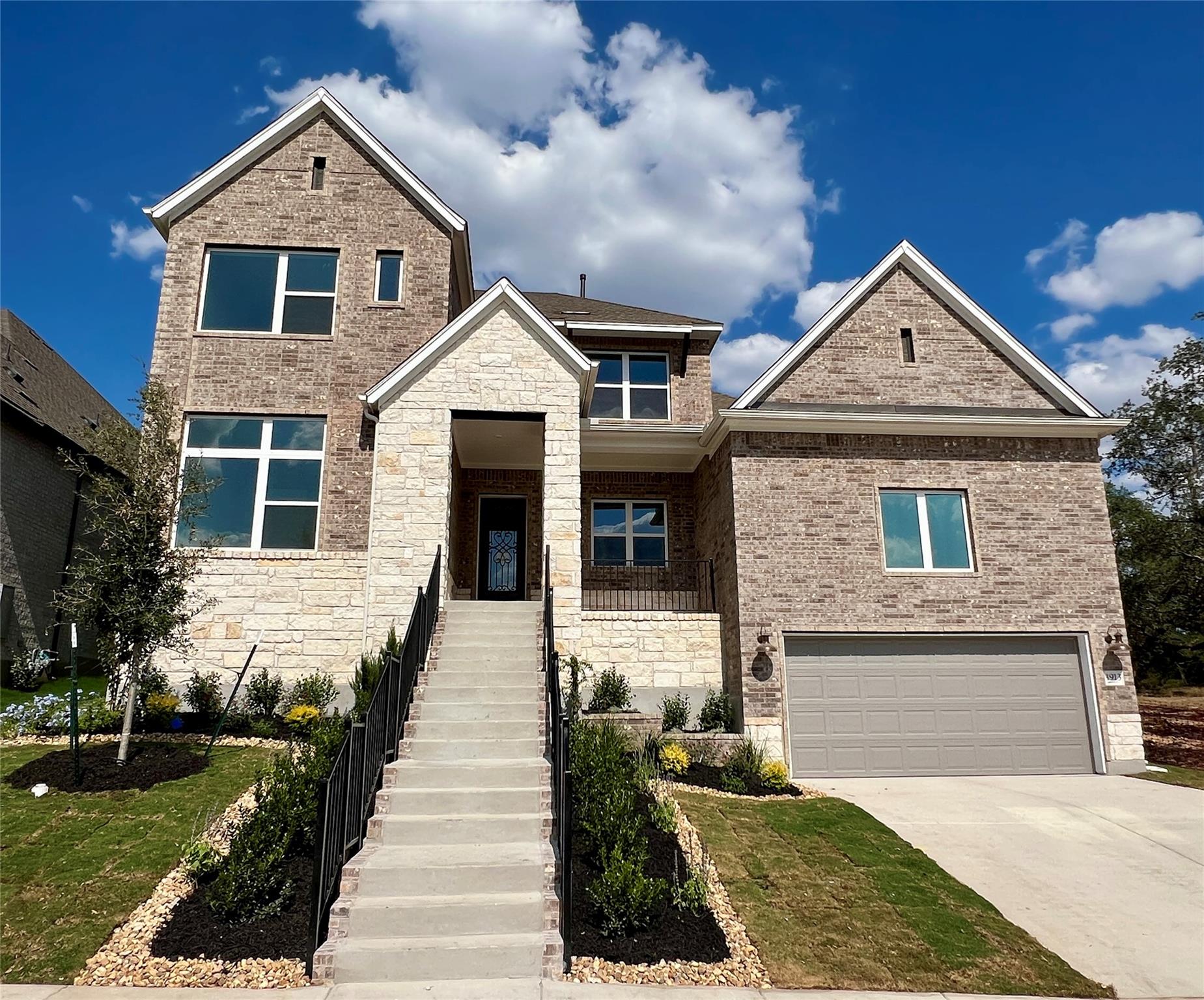 1913 Morning Mist Dr, Georgetown, TX 78628